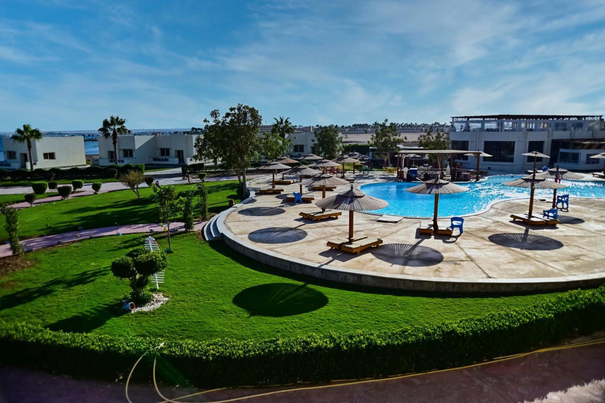 New Eagles Aqua Park 4*