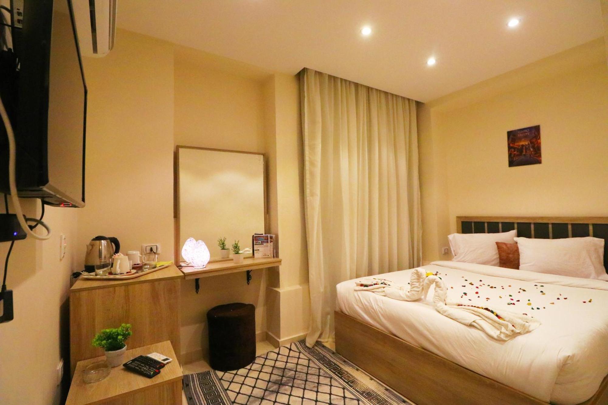 Pyramids Inn 3*