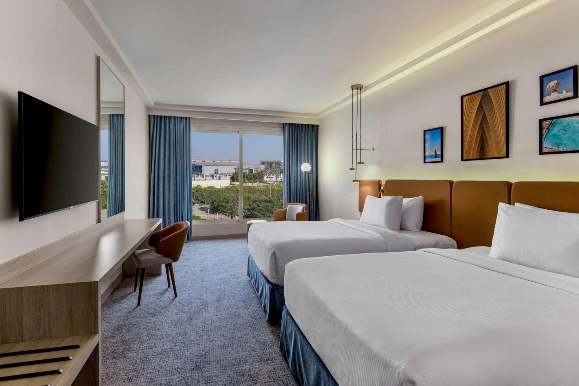 Complex Hilton Plaza Alexandria