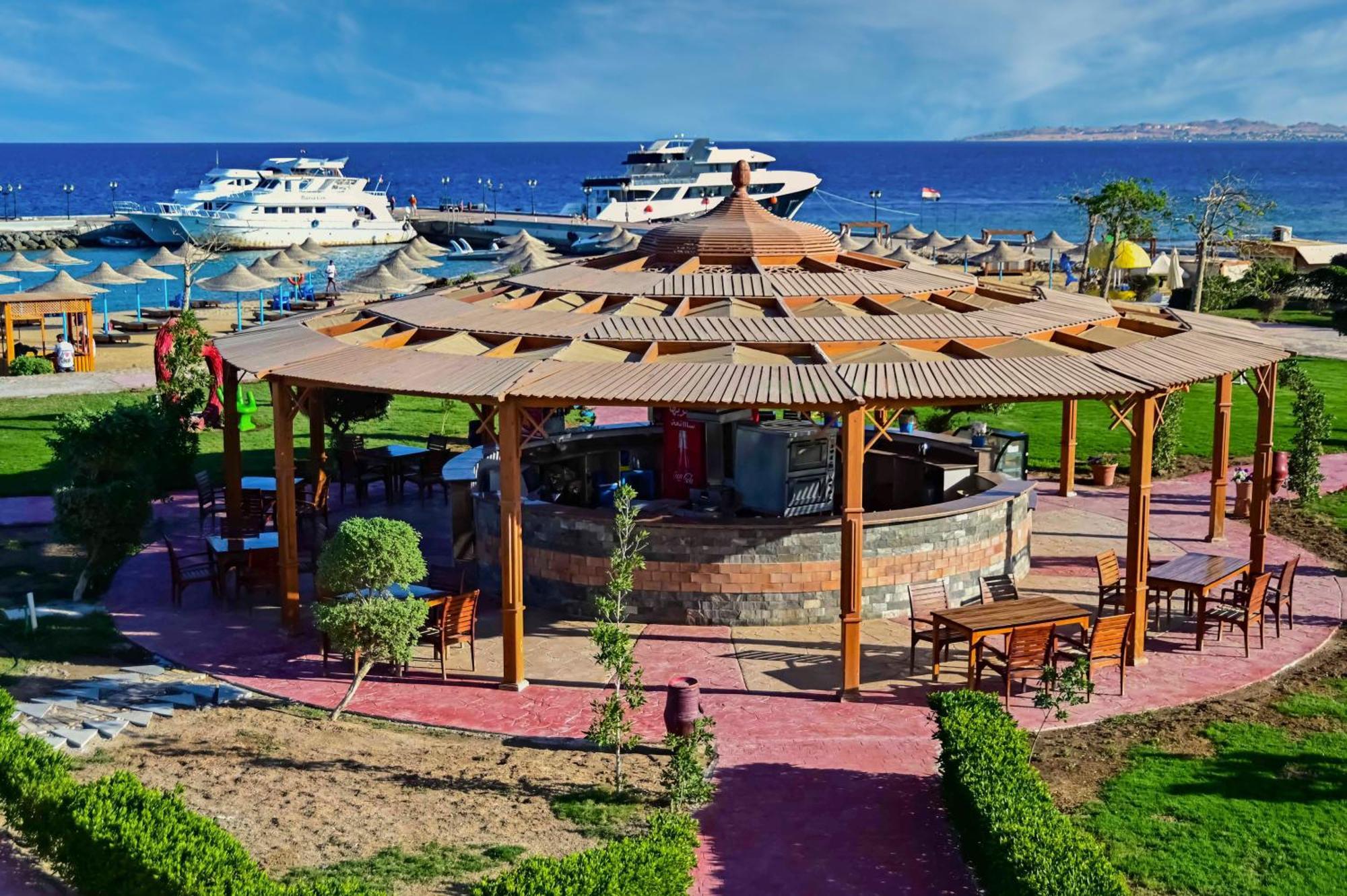 New Eagles Aqua Park 4* Hurghada