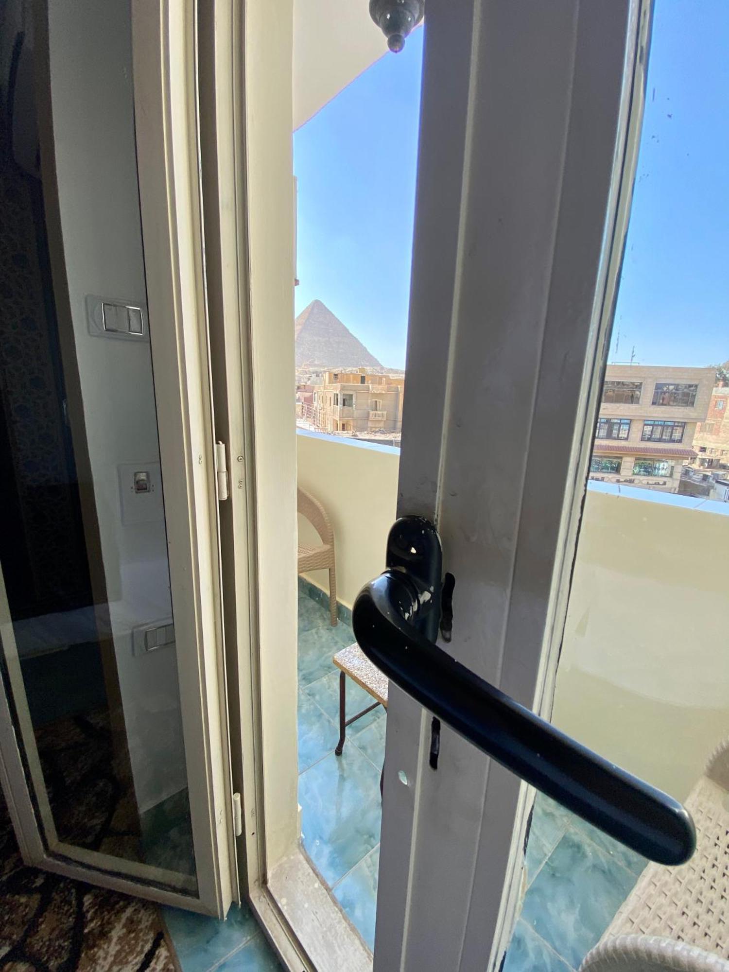 Hotel Golden Pyramids Kafret el-Gabal