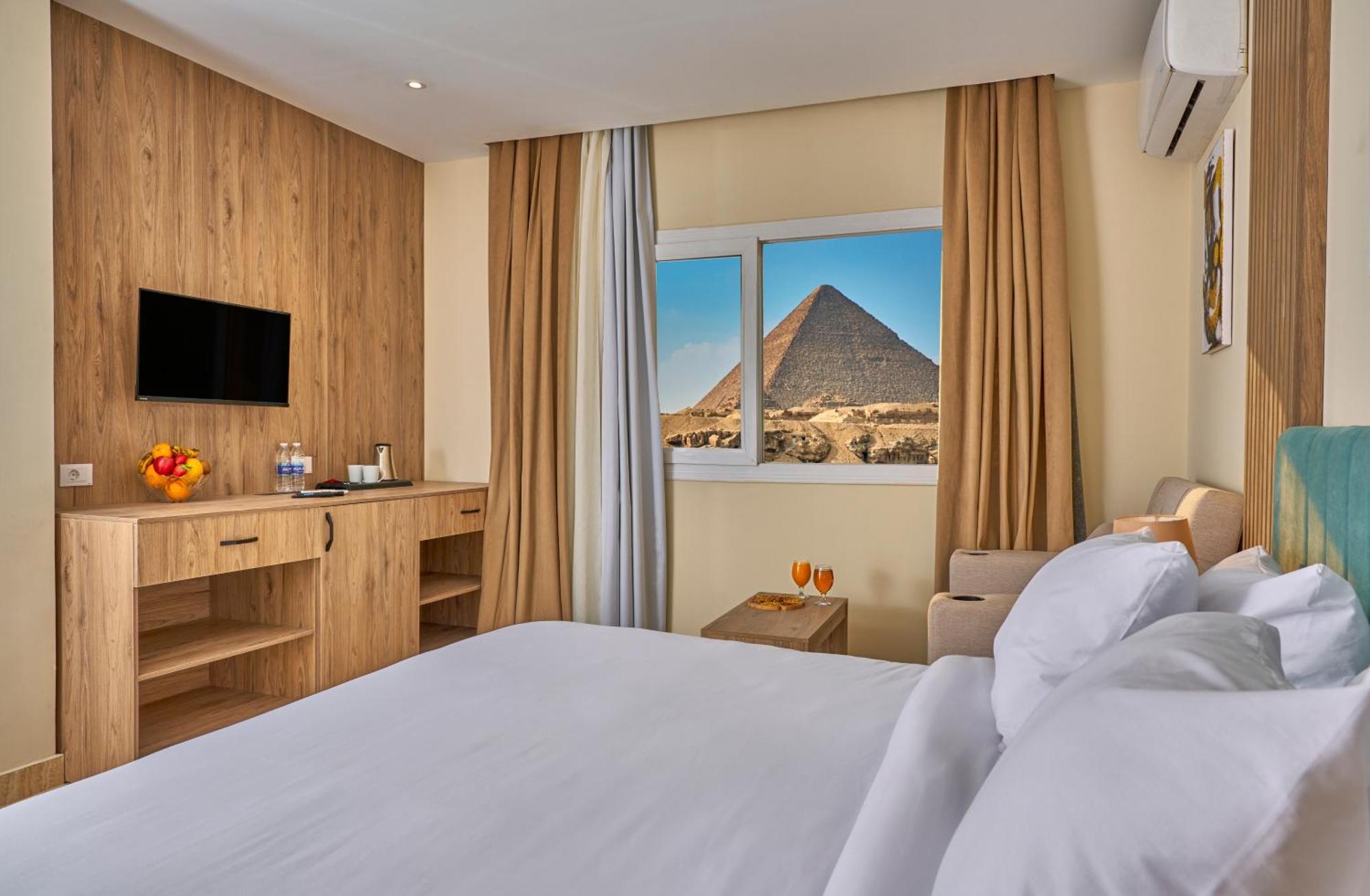Hotel Soul Pyramids View *