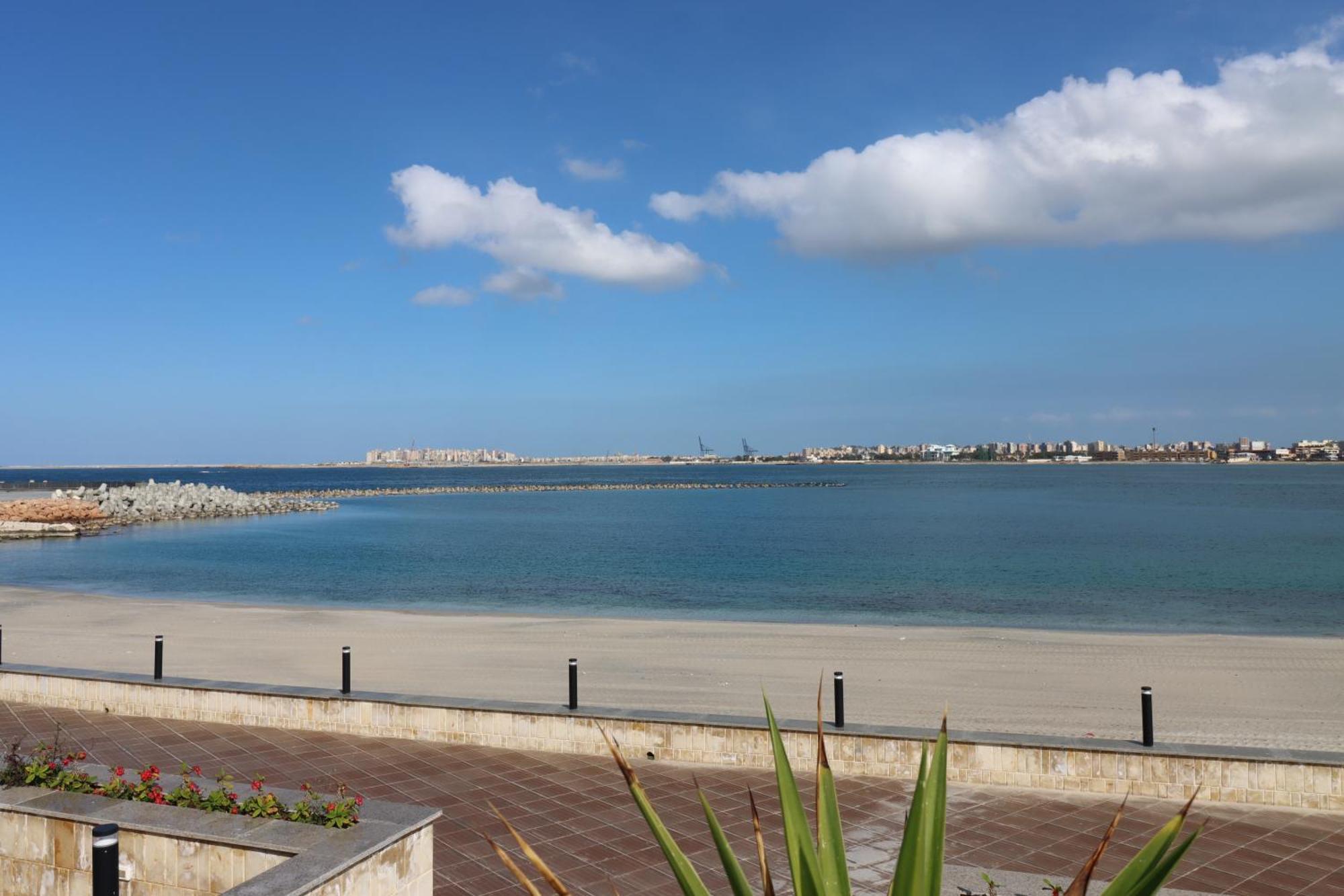 Luxury Mamoura Private Daire *