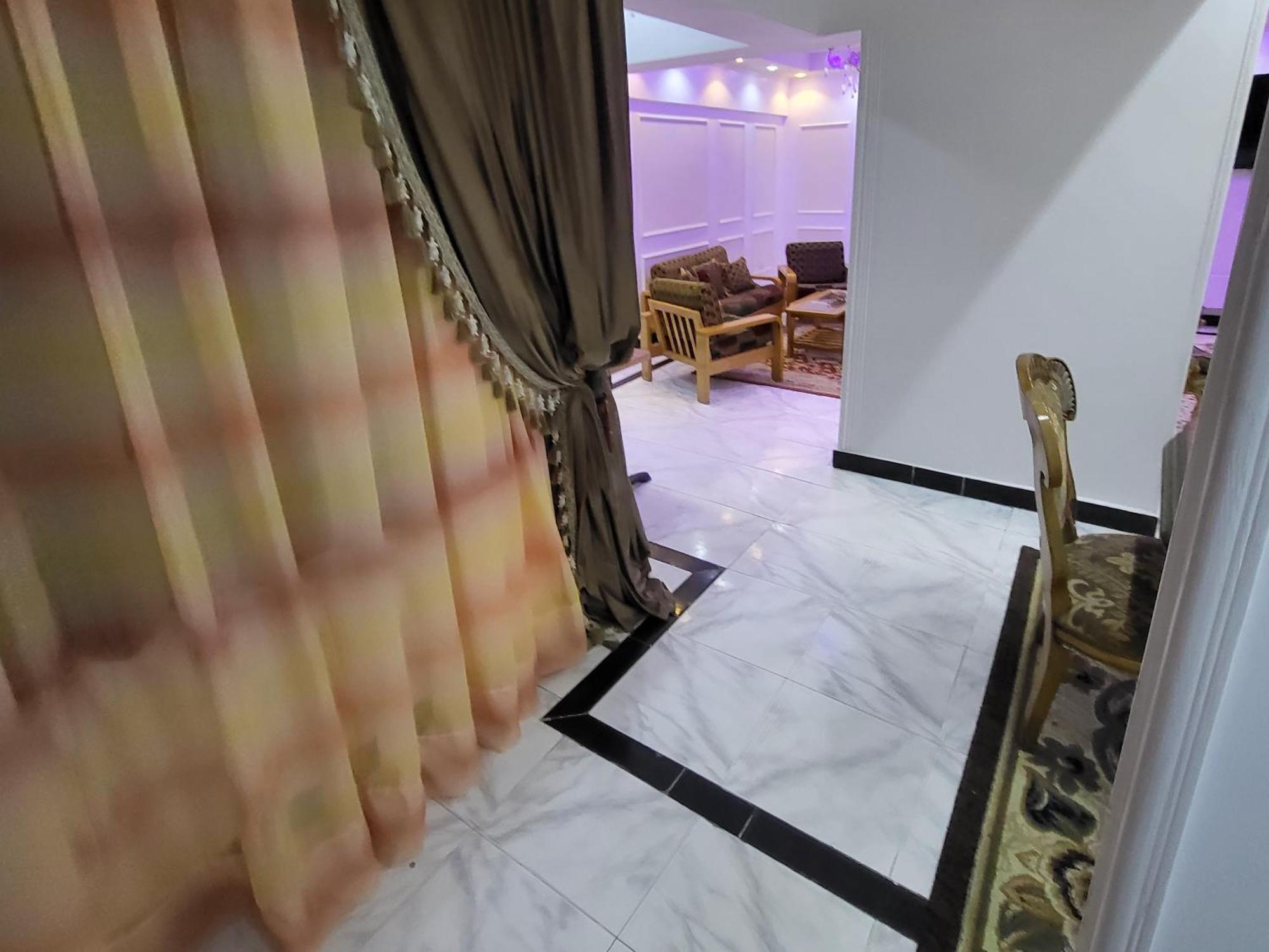 Apartment شقه فى ميامى بالاسكندريه مطله على البحر