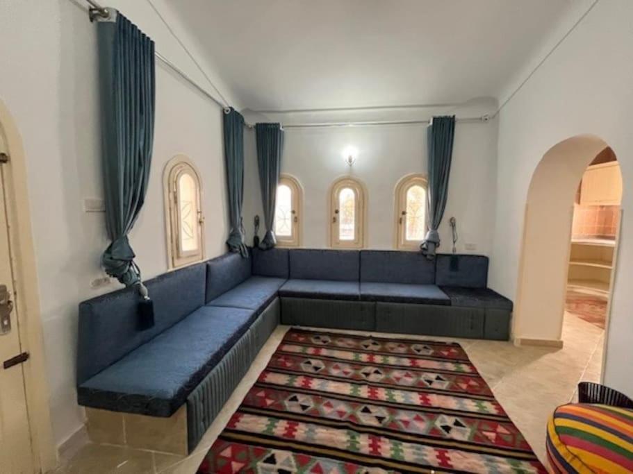 Stand Alone Seabreeze With Private Pool Alexandria