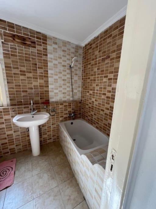 Stand Alone Seabreeze With Private Pool Villa Alexandria