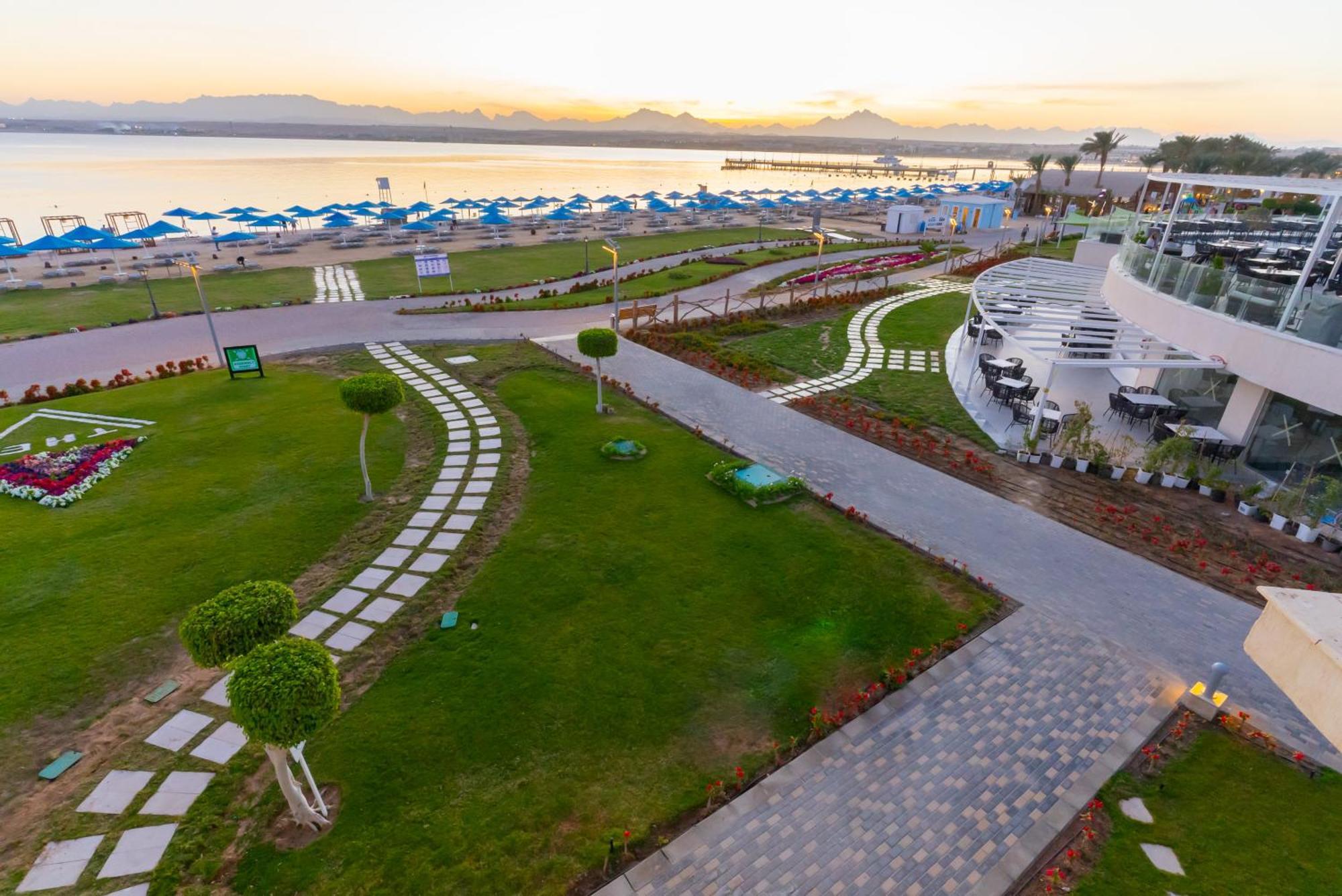 The V Luxury Sahl Hasheesh