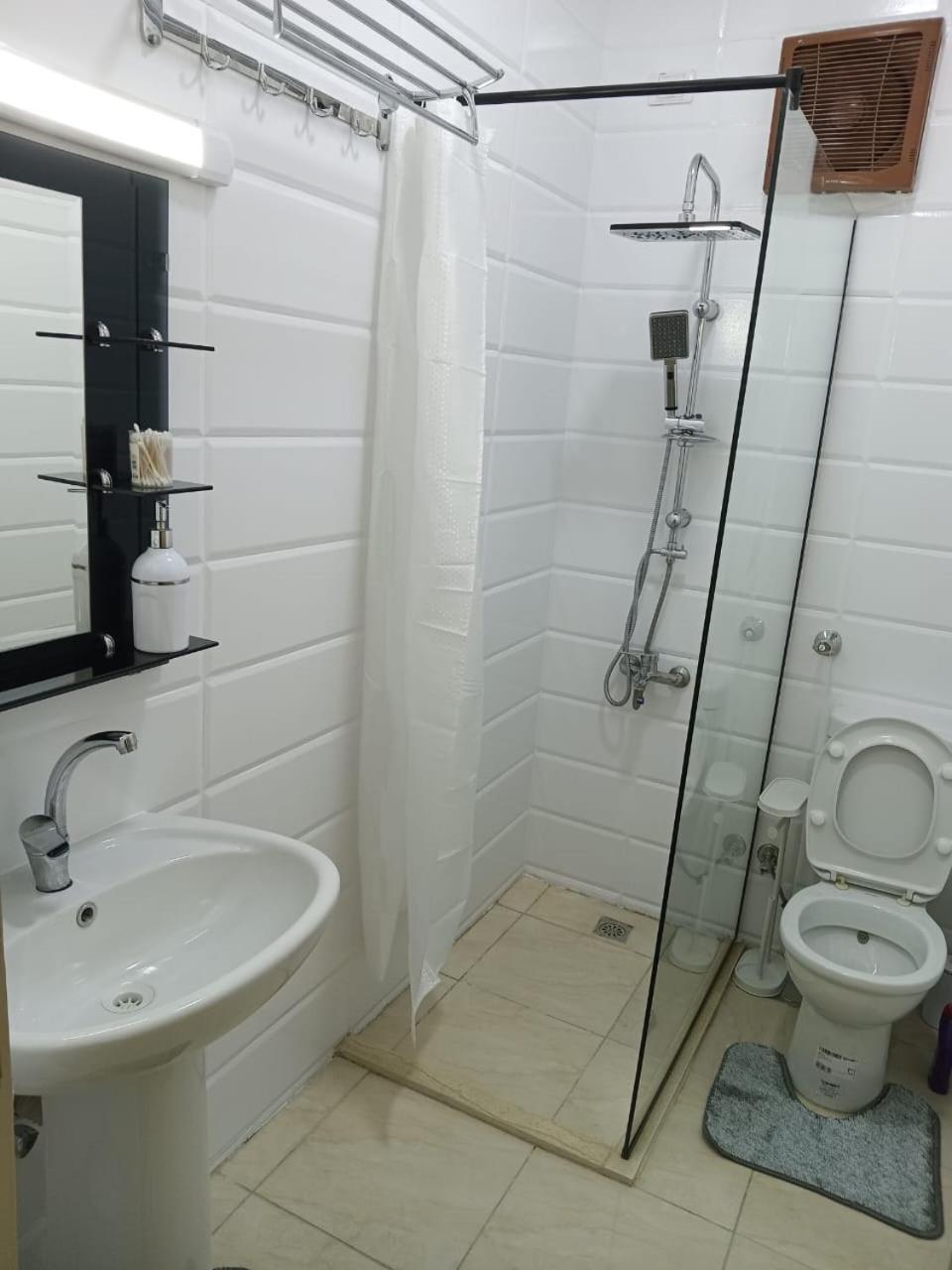 Neuf Proche El Gouna Apartament *
