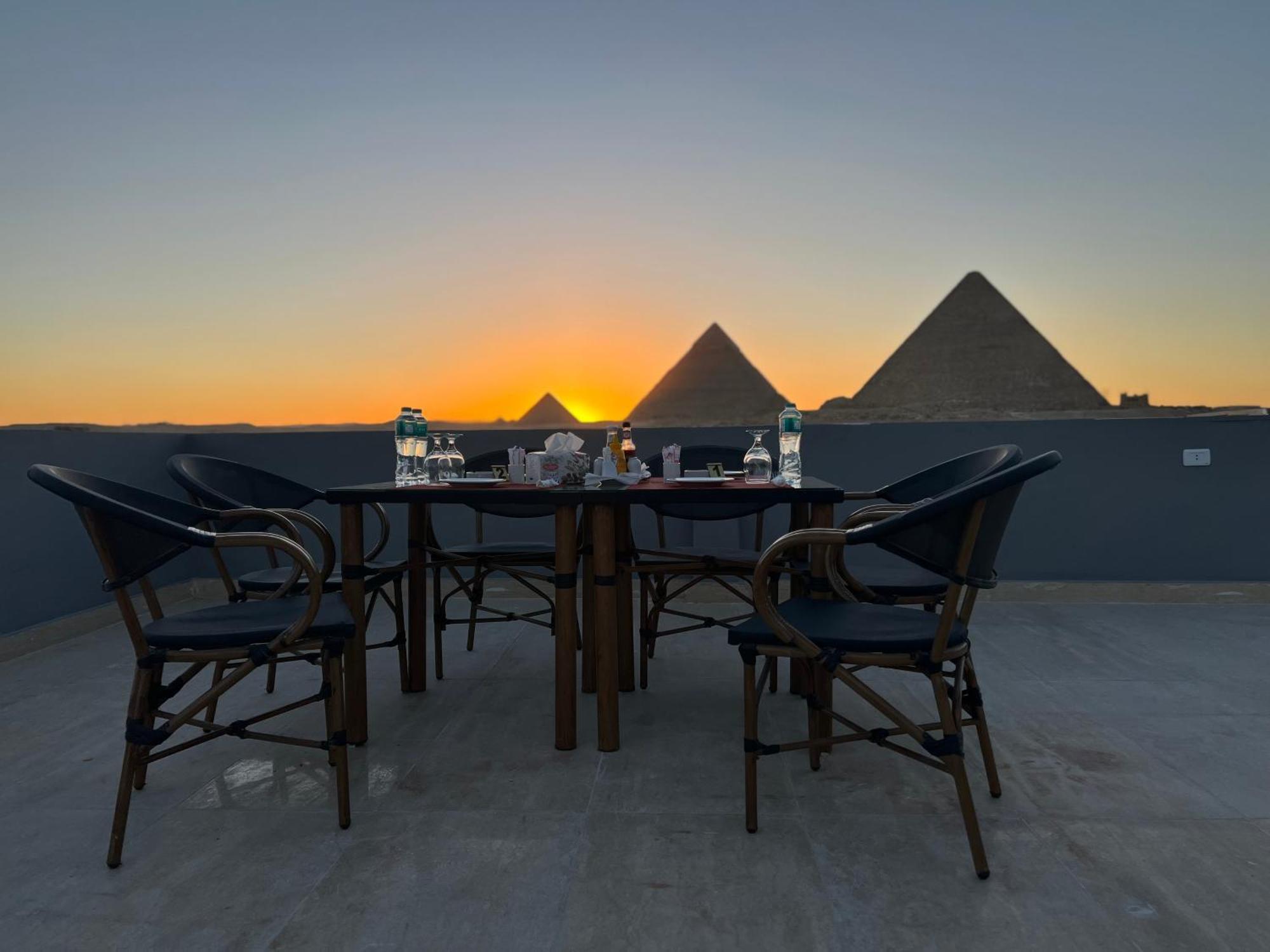 Pyramids Hotel 3*