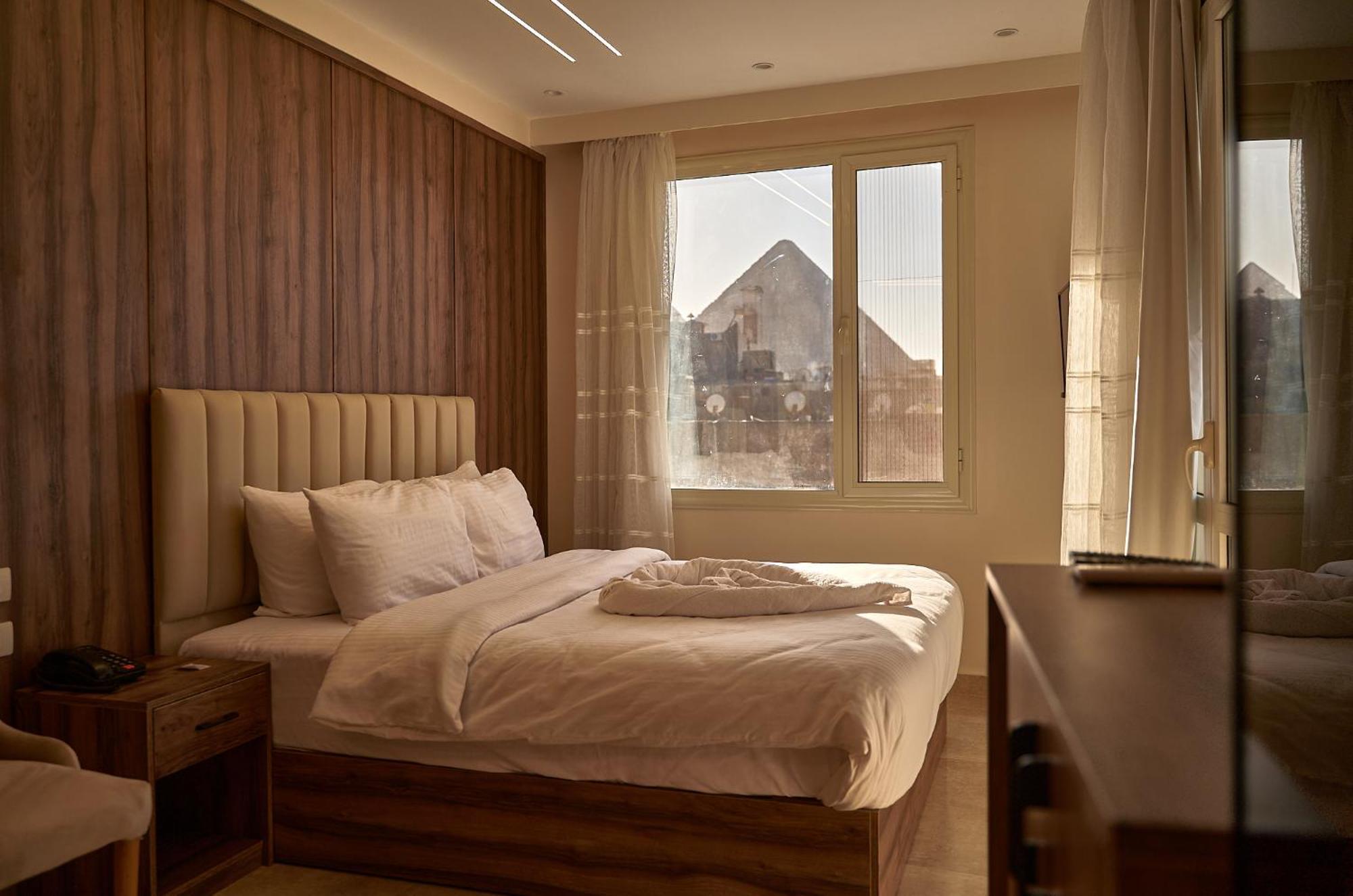 The Palace Pyramids Hotel 3*