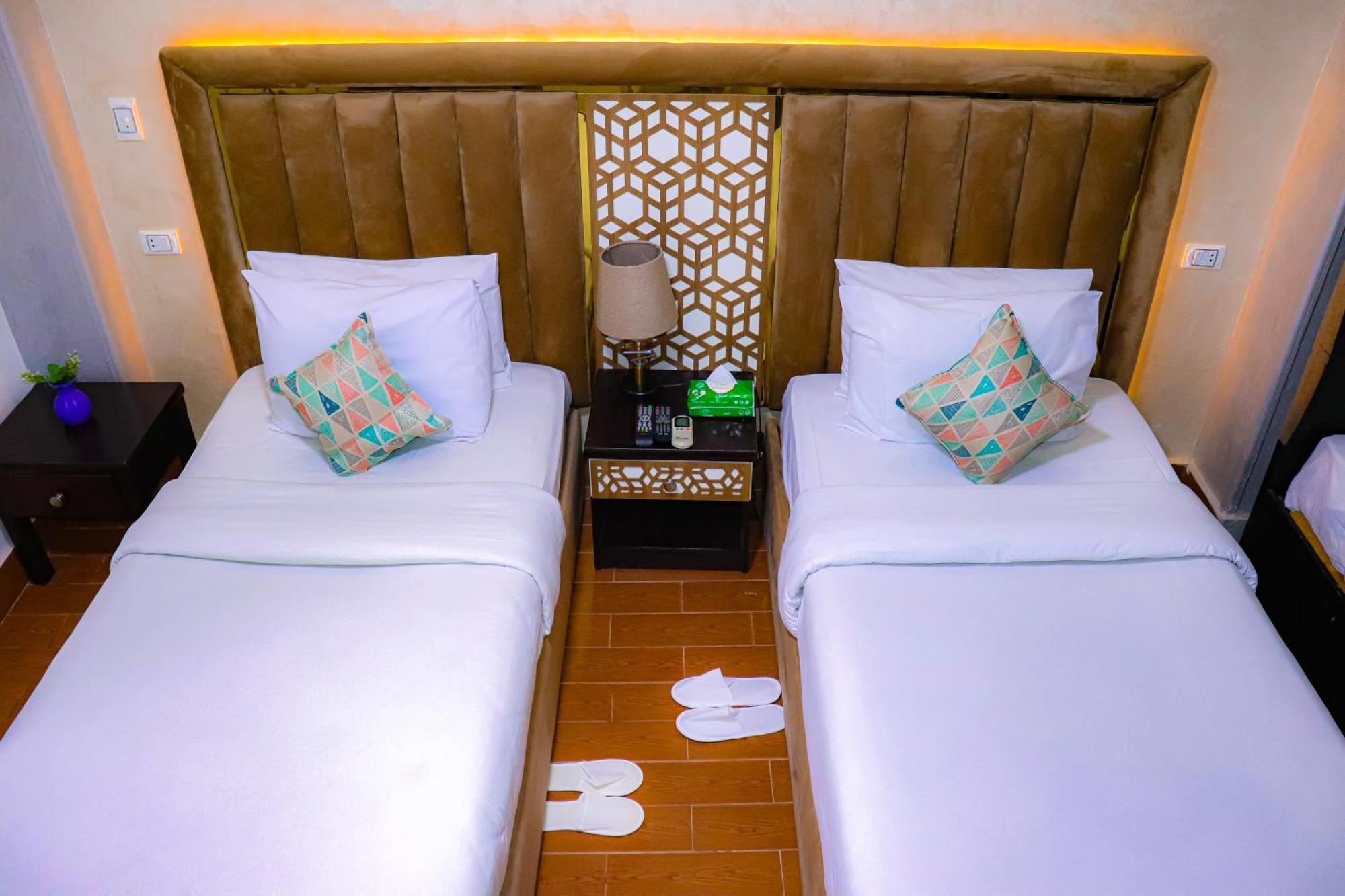 Golden Pyramids 3* Kafret el-Gabal