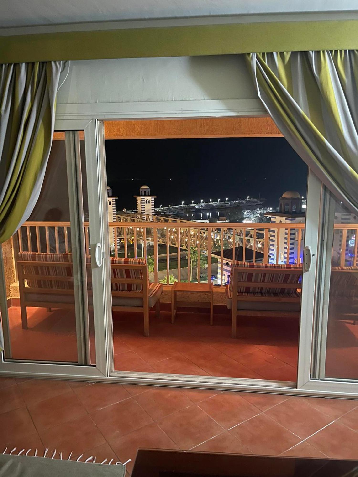 Porto Pyramids Sokhna Elite Apartment