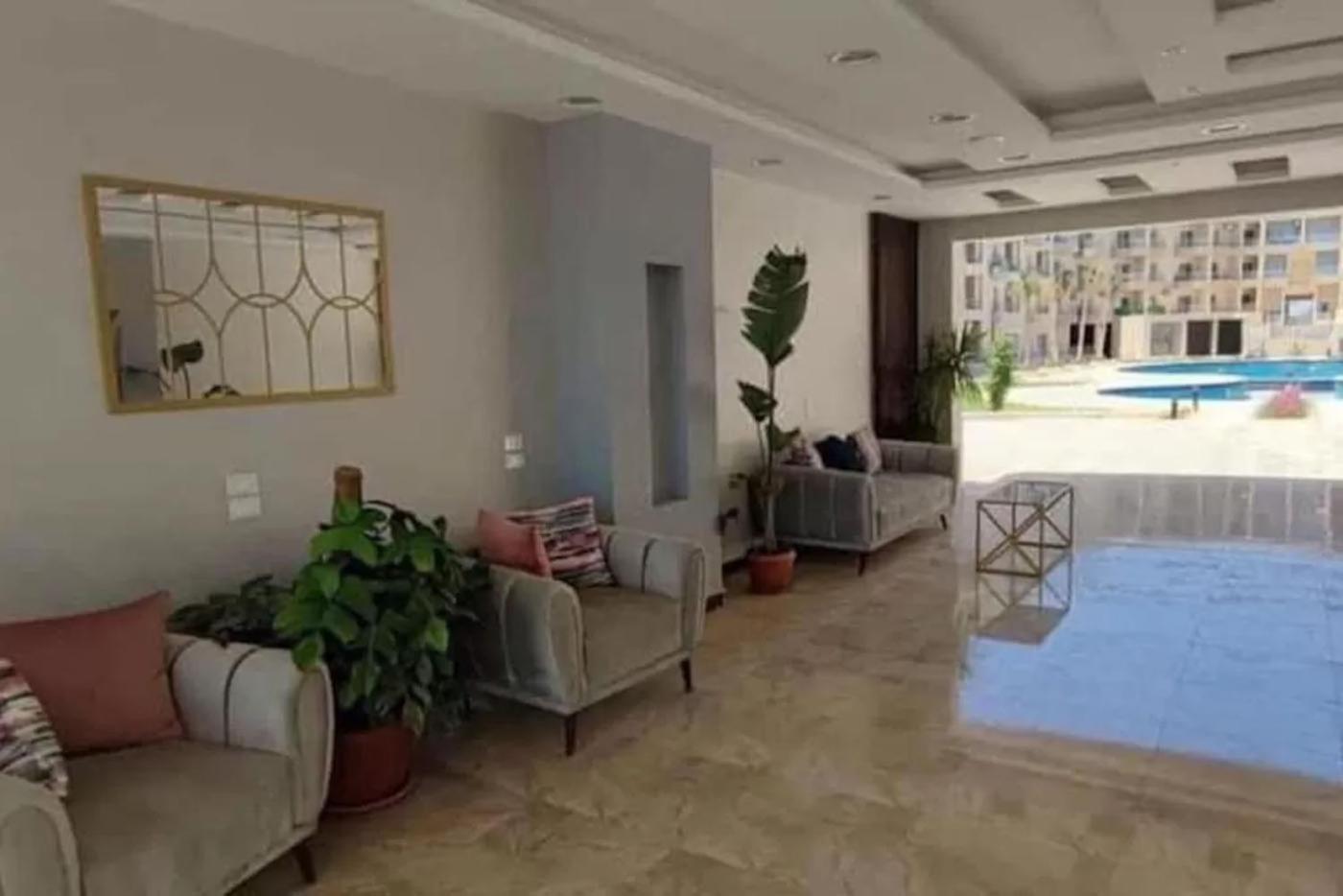 With Seaview, Amazing For Couples, Sunny & Seaview & Free Wi-fi Apartment Hurghada