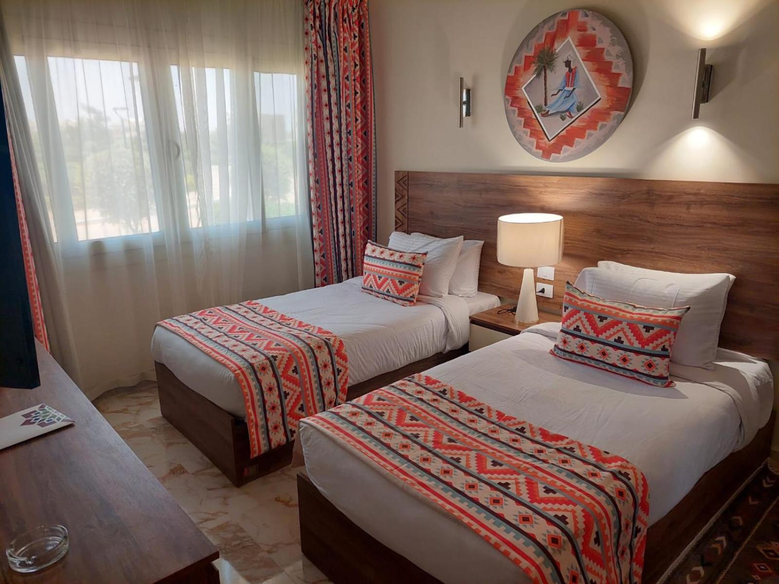Hotel Azal Lagoons 5*