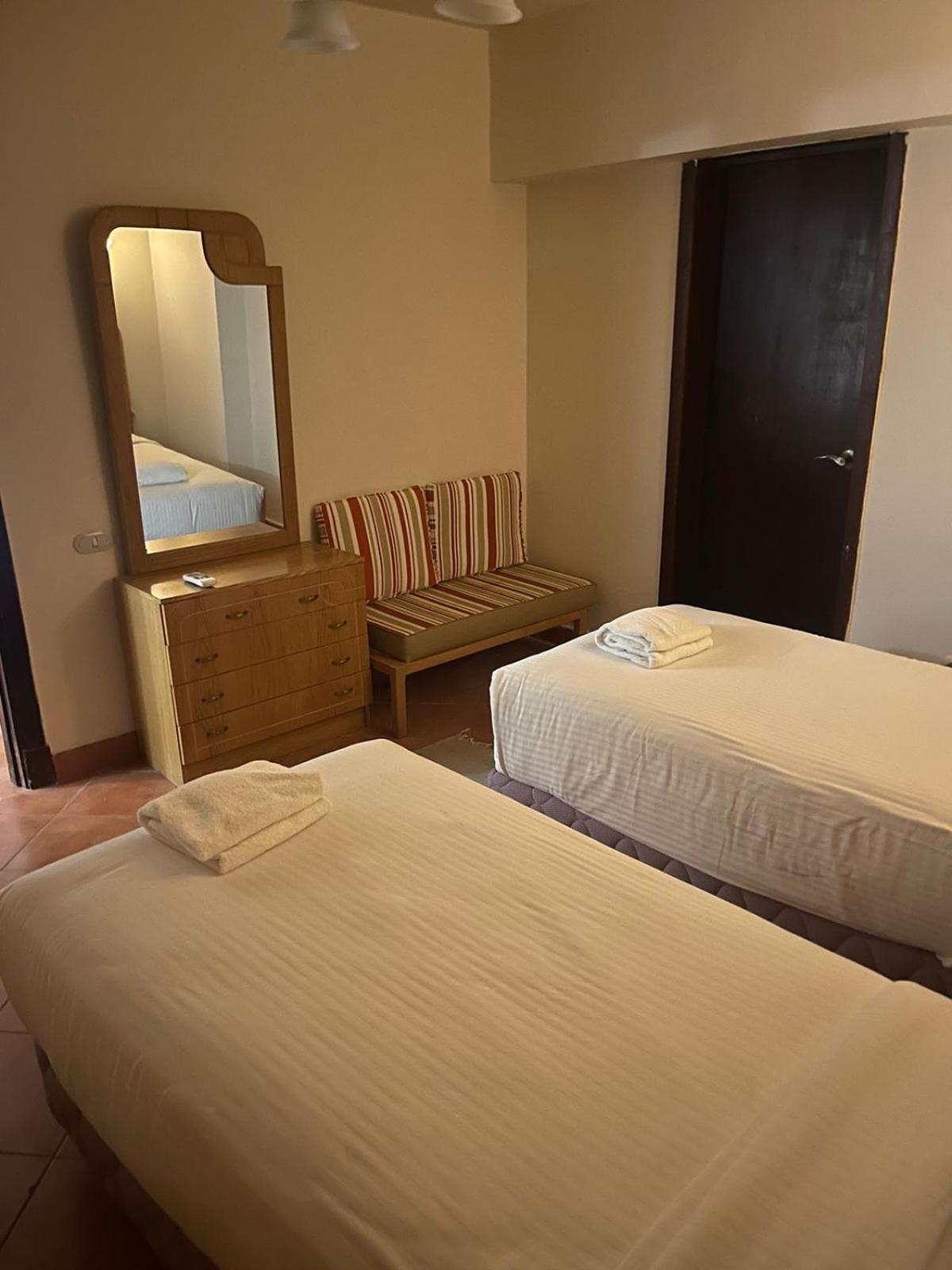 Porto Pyramids Sokhna Elite Apartment *