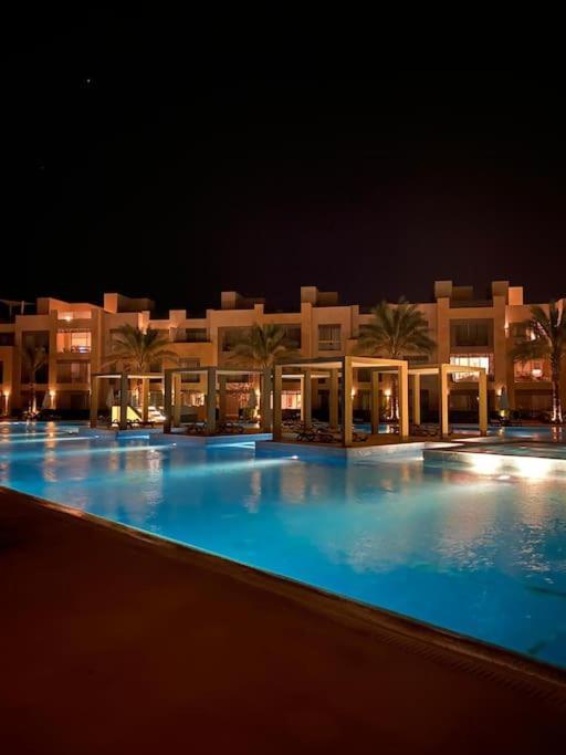 Apartment Glamorous 2br/ Free & Pool Access @ Mangroovy, El Gouna *