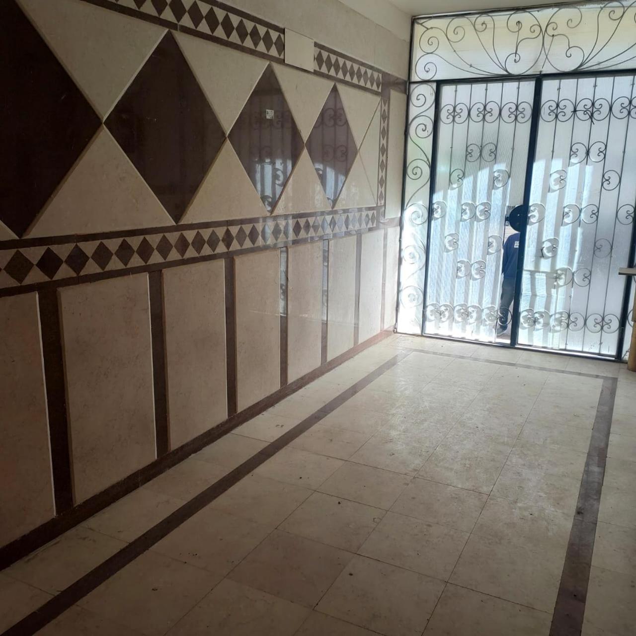 Apartment 3 *
