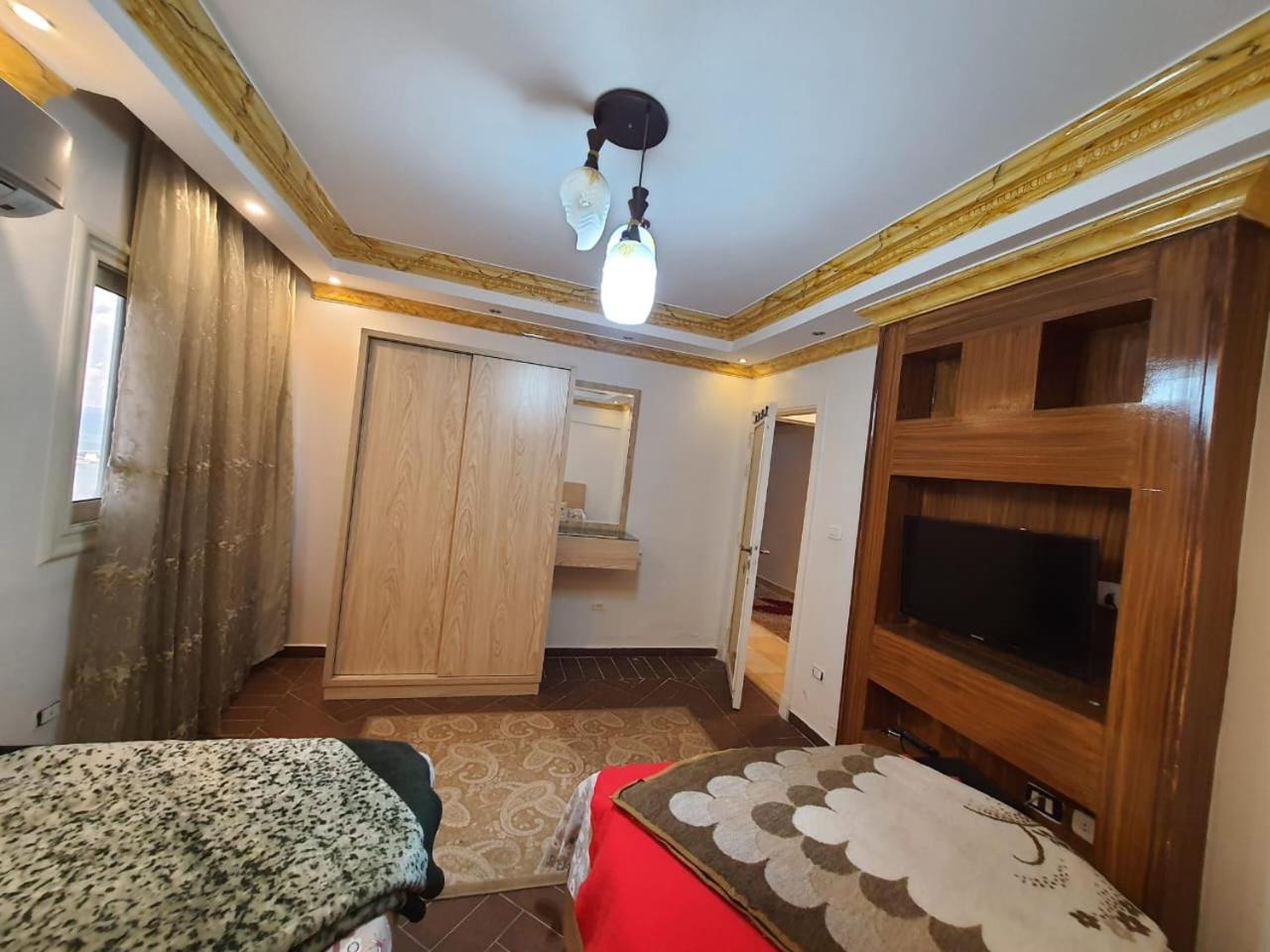 Apartment Square - Brand New Luxury With Stunning Sea View *