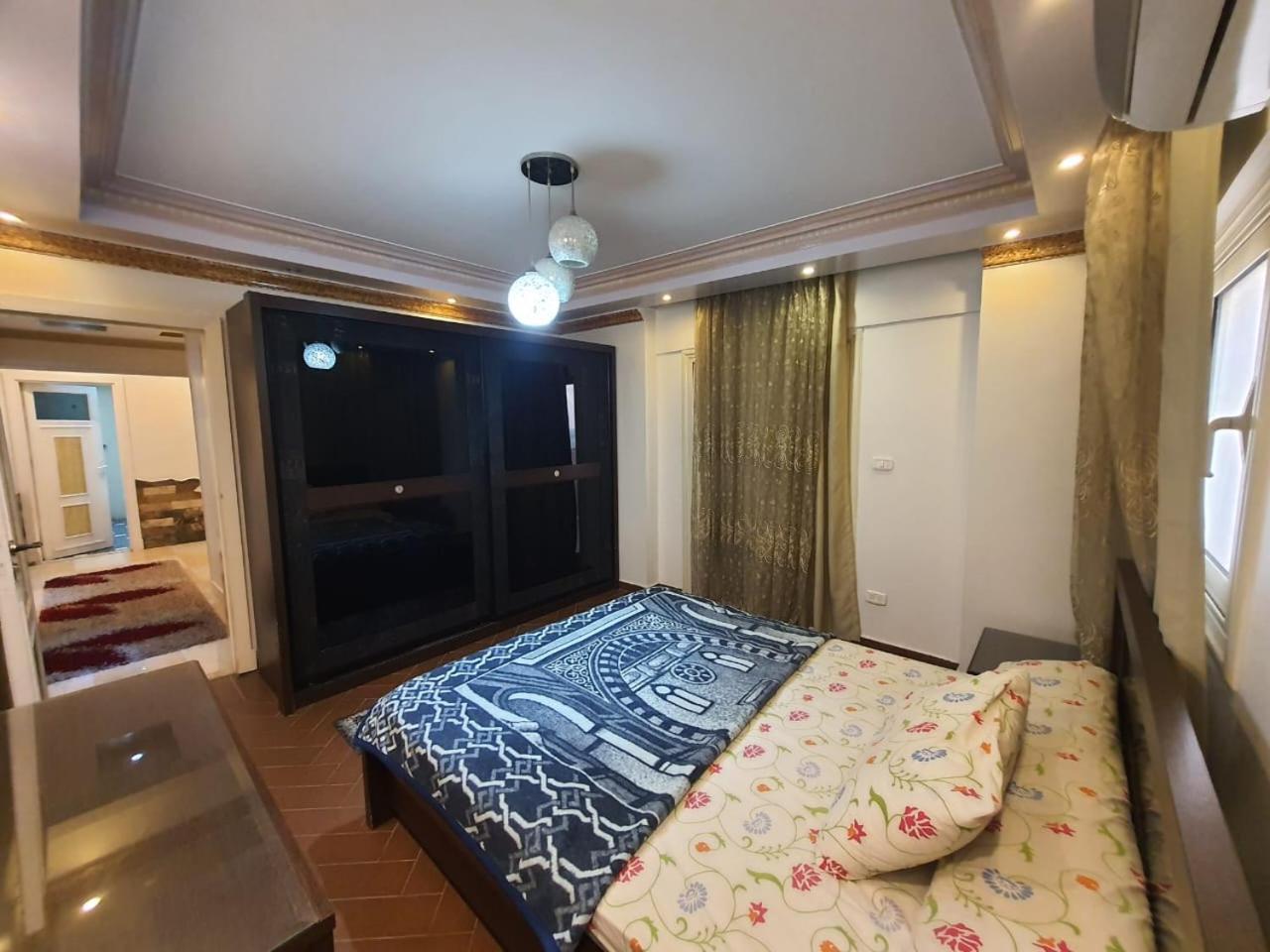 Square - Brand New Luxury With Stunning Sea View *