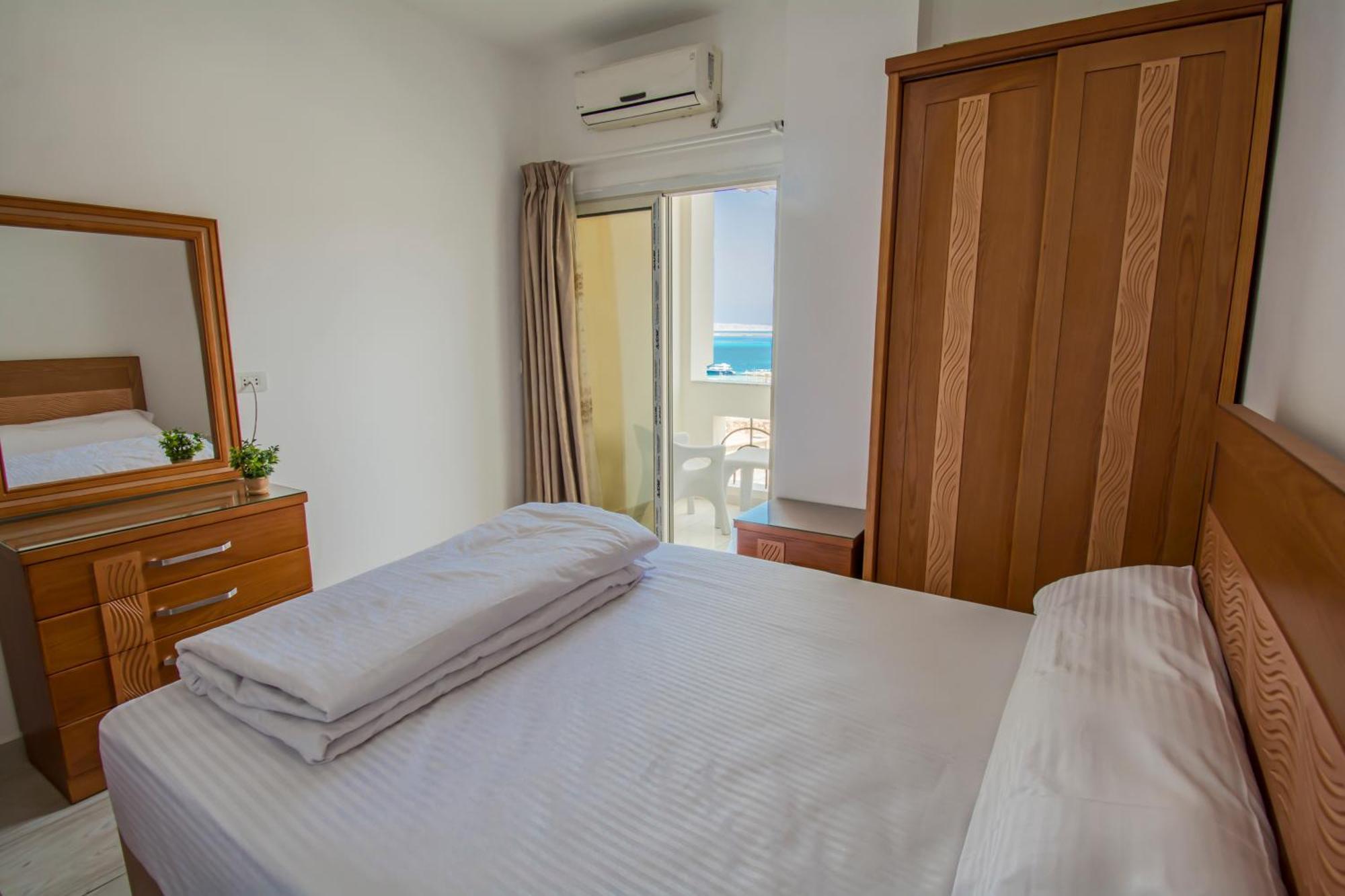 Lazur Sea & Apartment's - El Hadaba, - Egypt 4* Hurghada