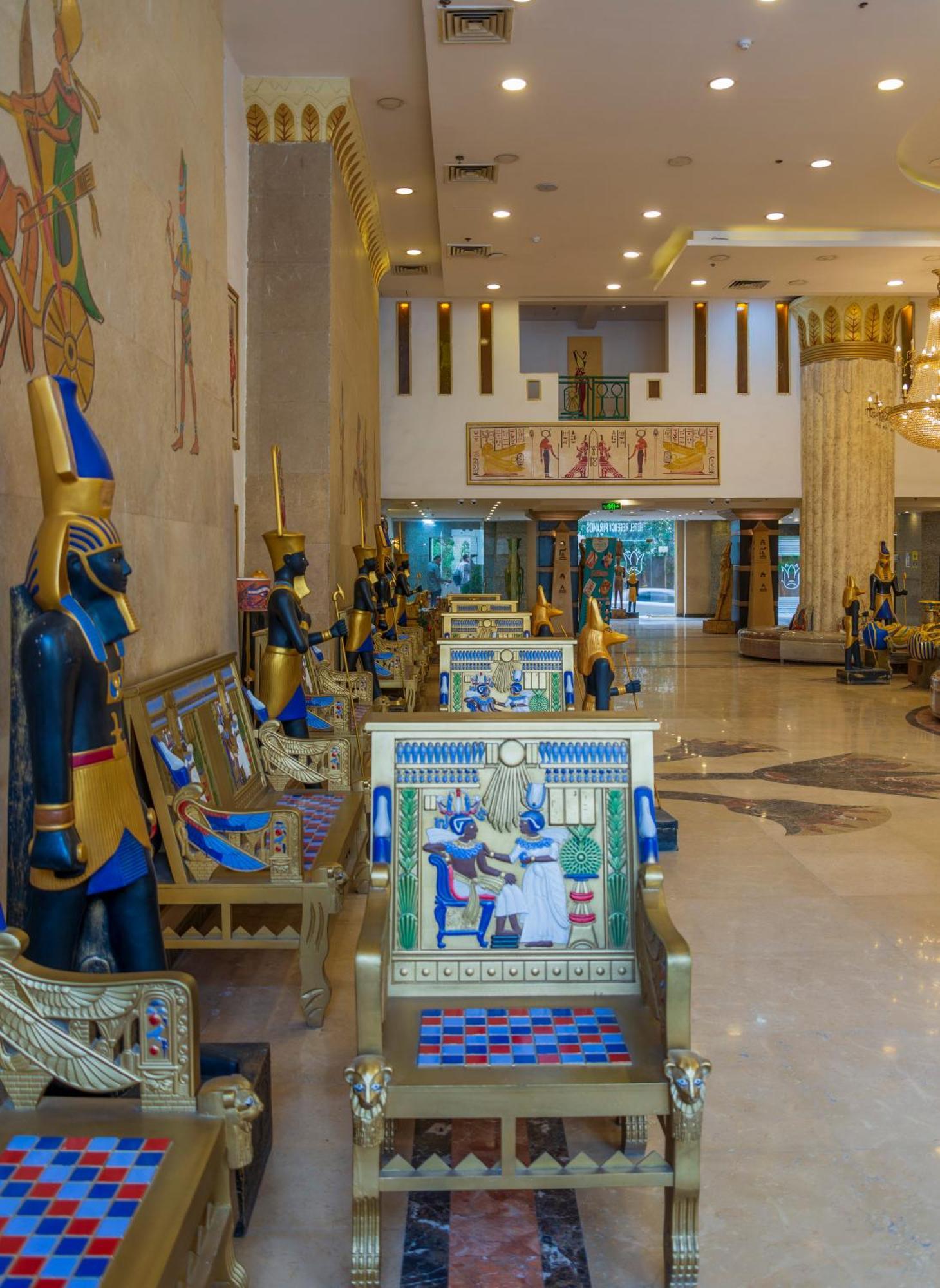 New Regency Pyramids View Hotel 4*