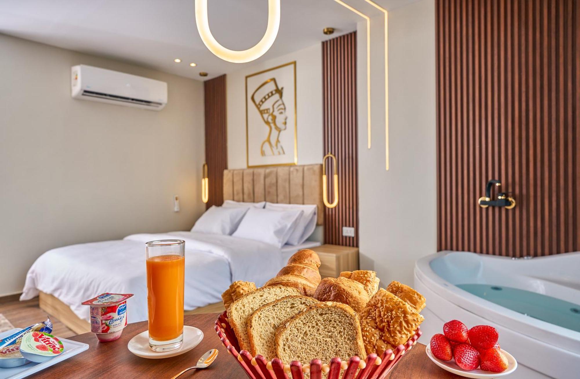 Rotana Pyramids View Hostel