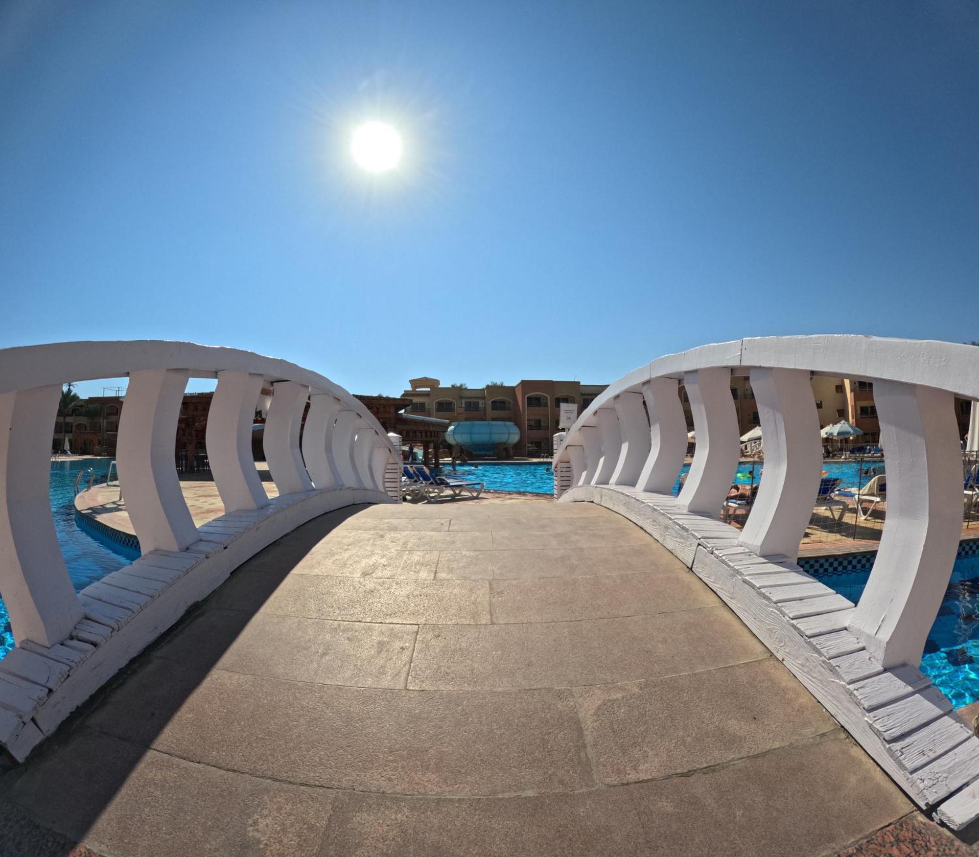 Regency Plaza Aqua Park And 4*