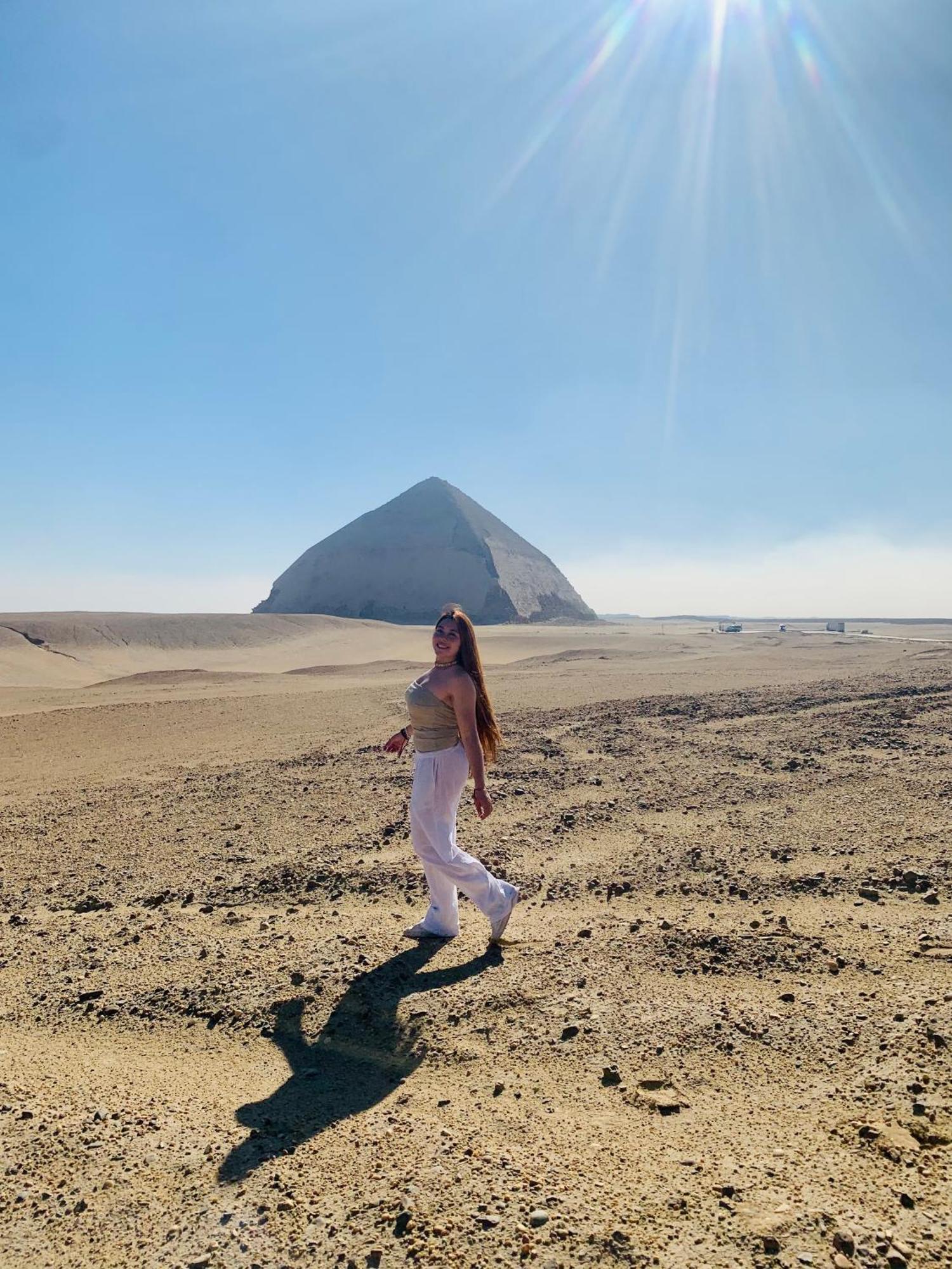 Loay Pyramids View *