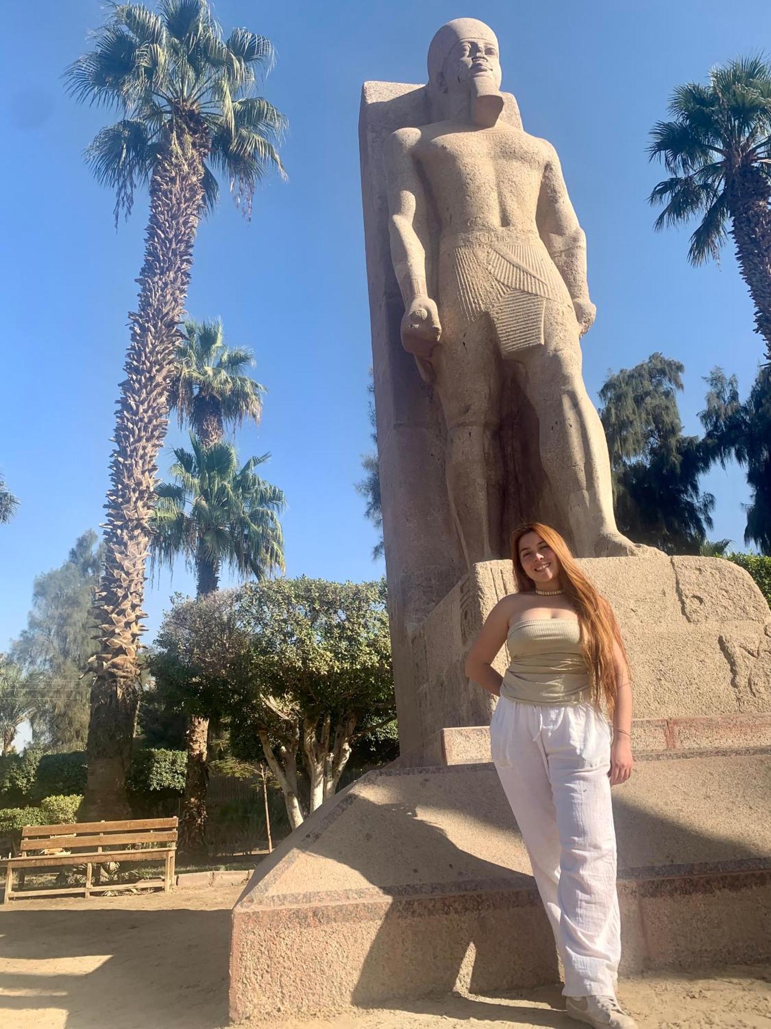 Loay Pyramids View * Kahire