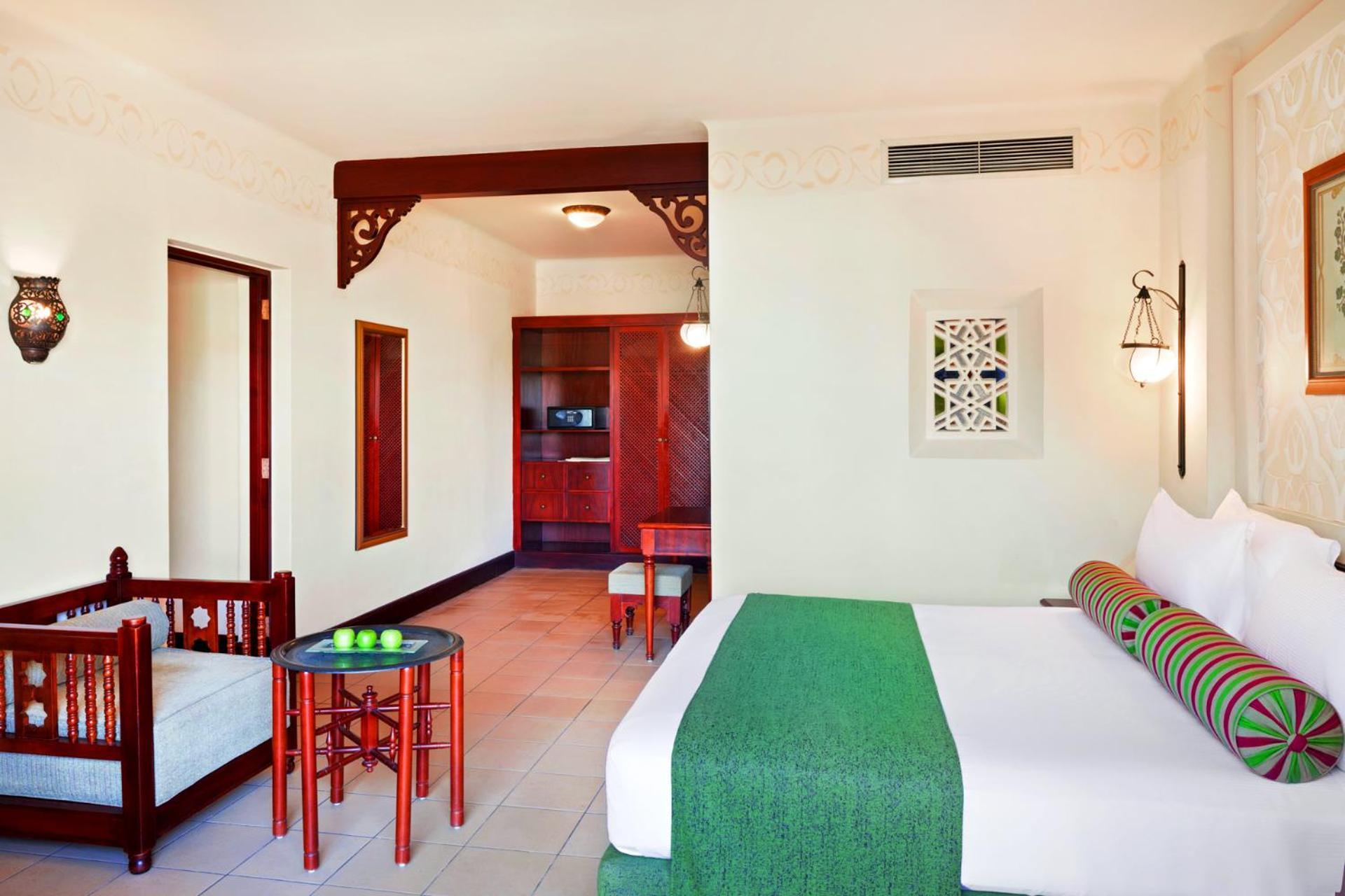 Pickalbatros Oasis Resort 5*