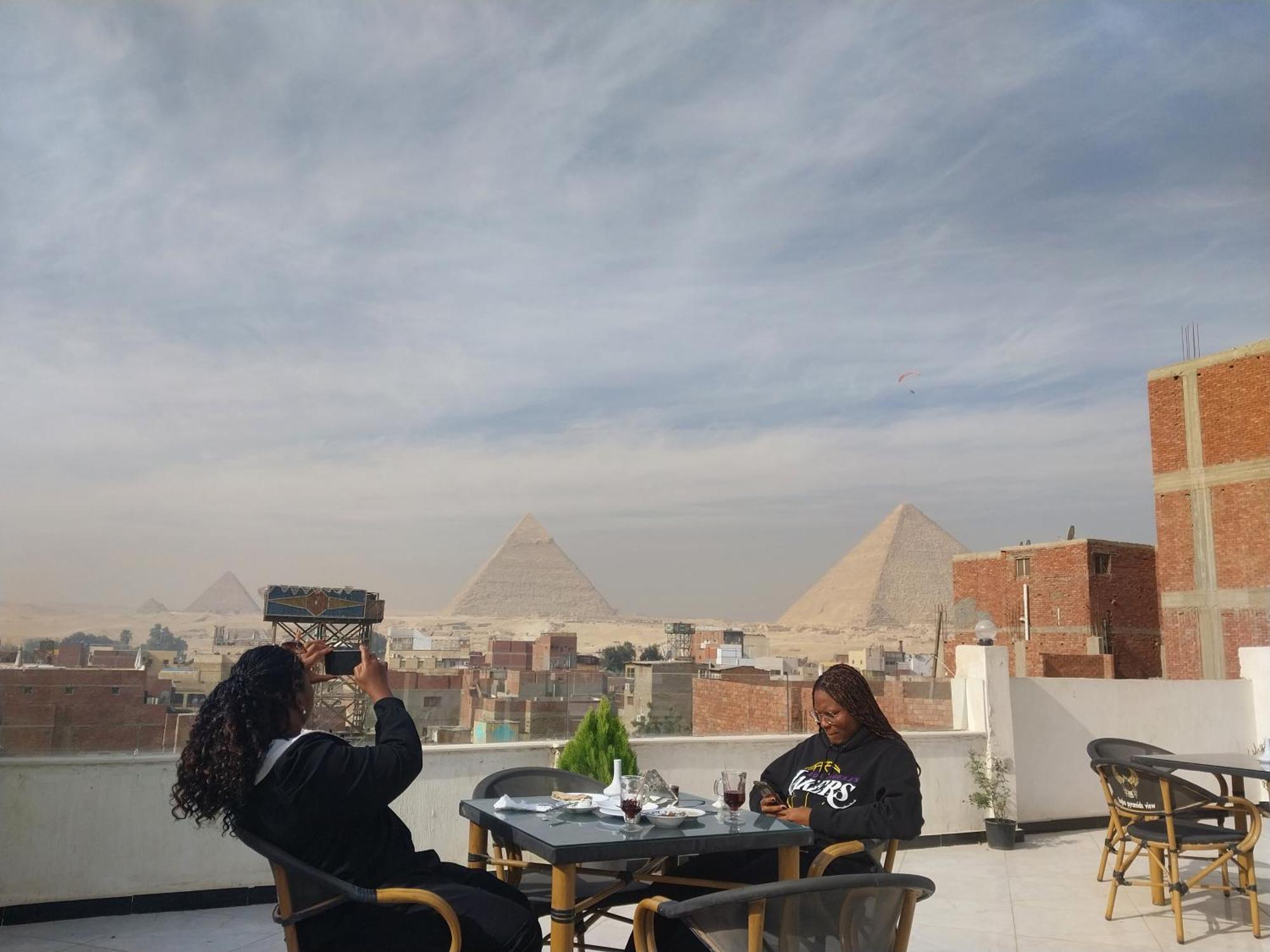 Eagles Pyramids View Hotel *