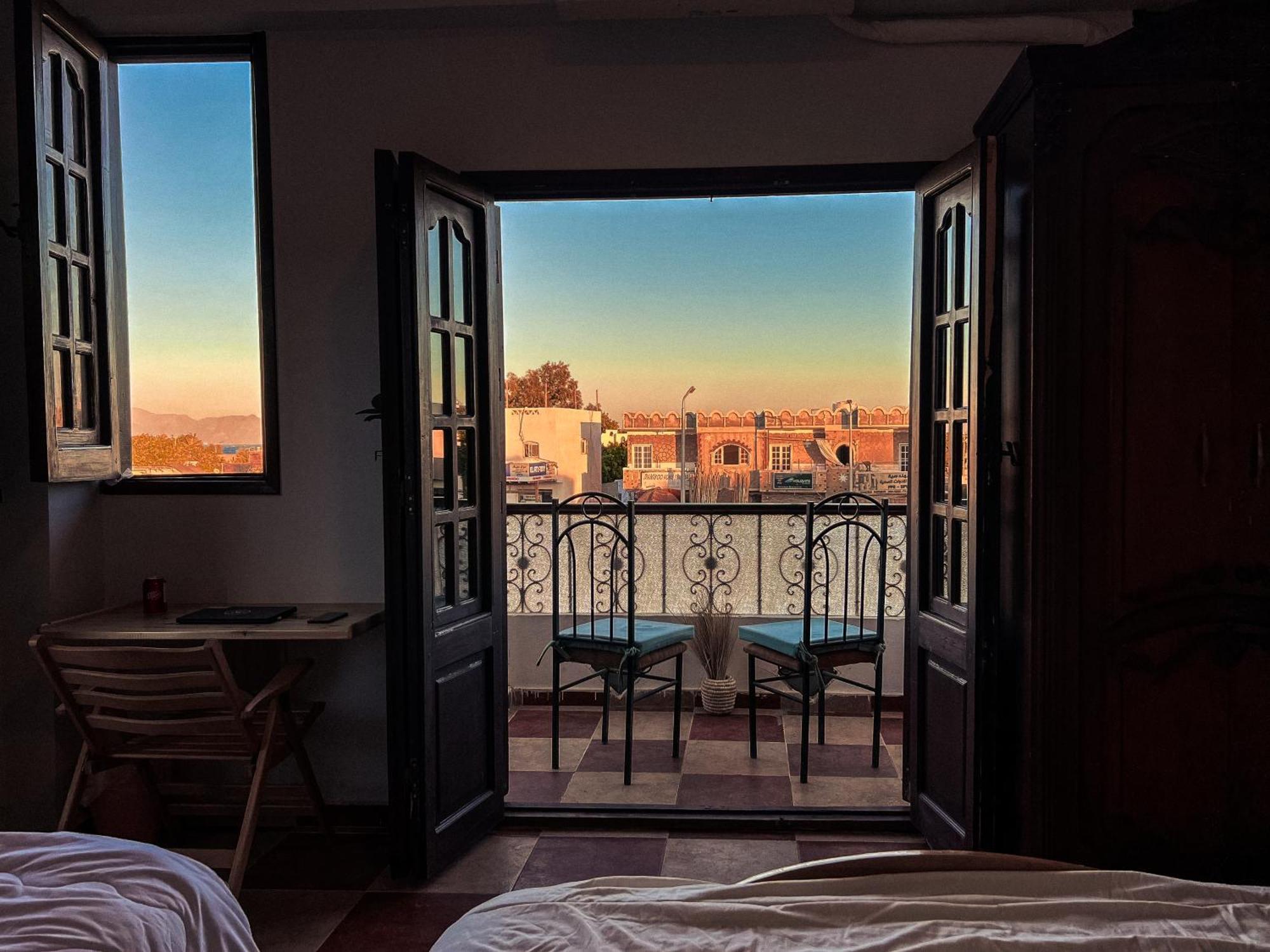 Hostel Rafiki - *
