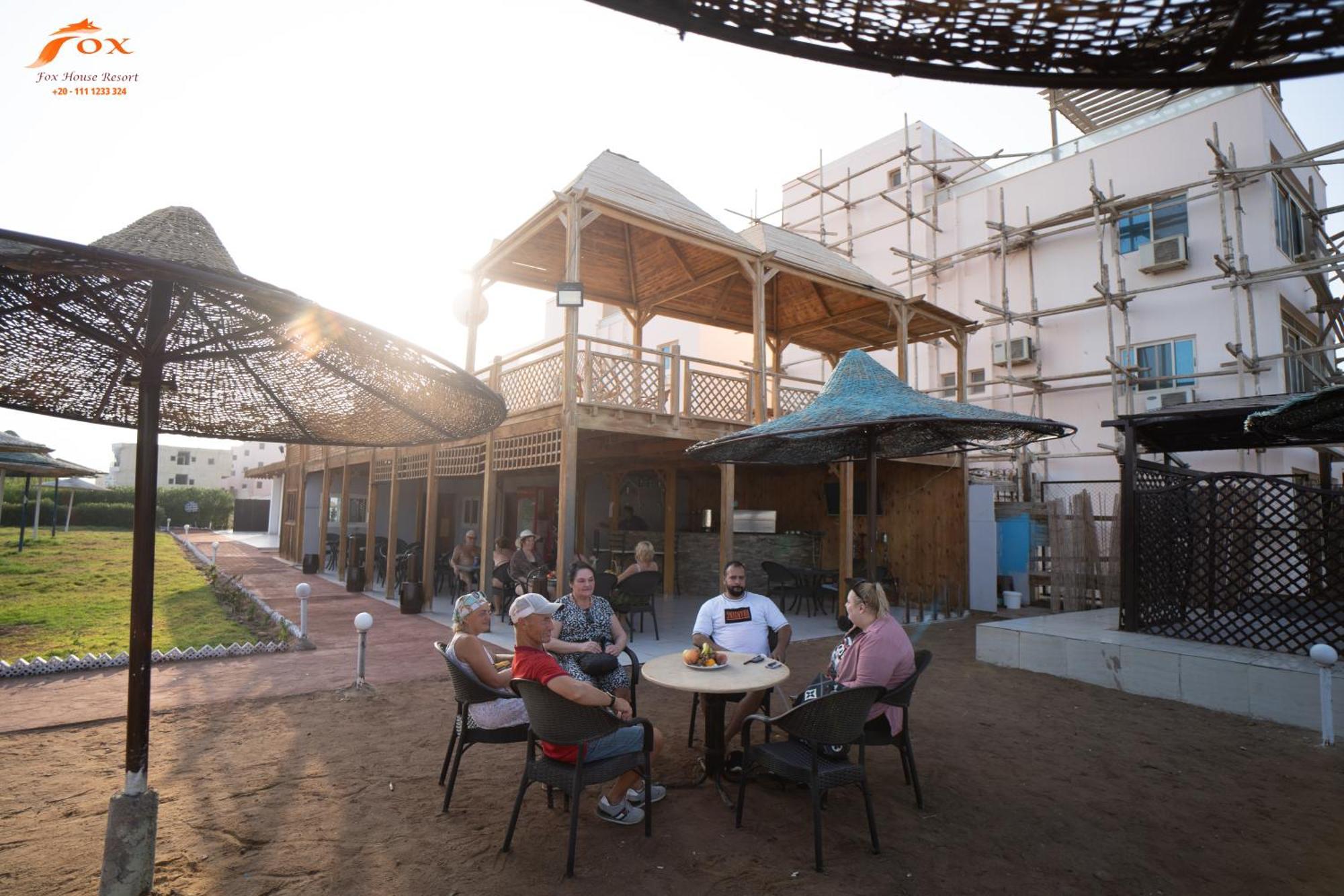 Fox House Beash & Kite Surfing Point Resort