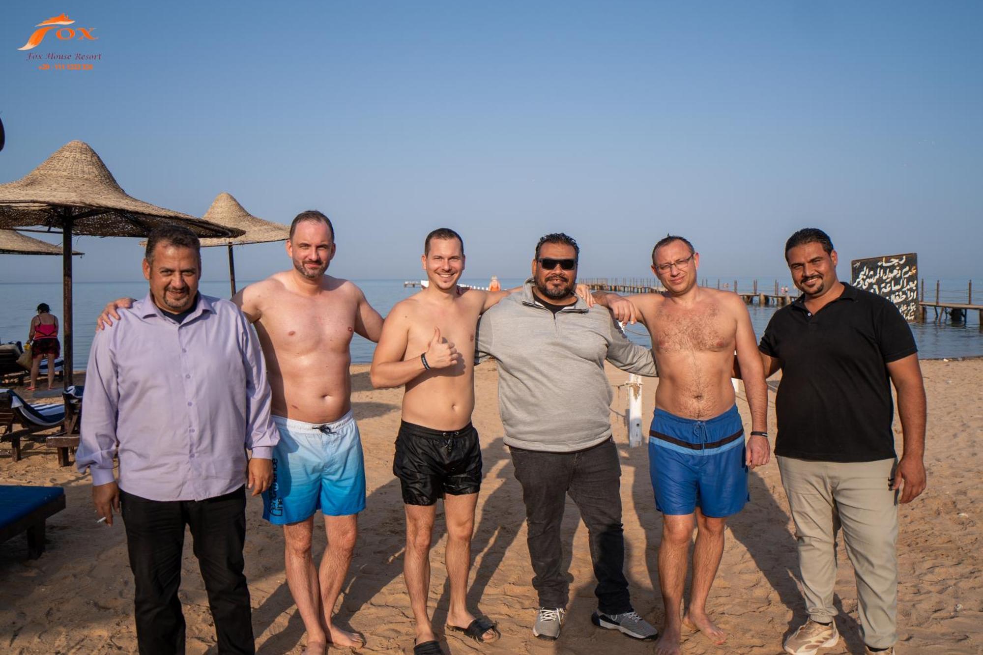 Fox House Beash & Kite Surfing Point Resort