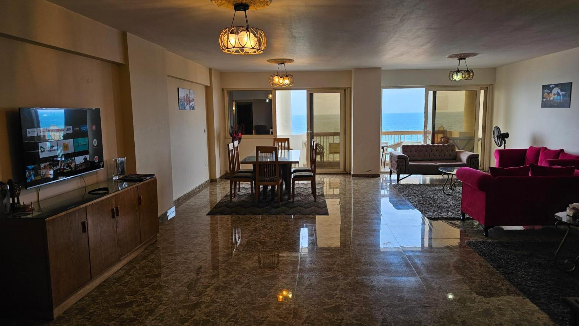 Sea View Heart Apartment