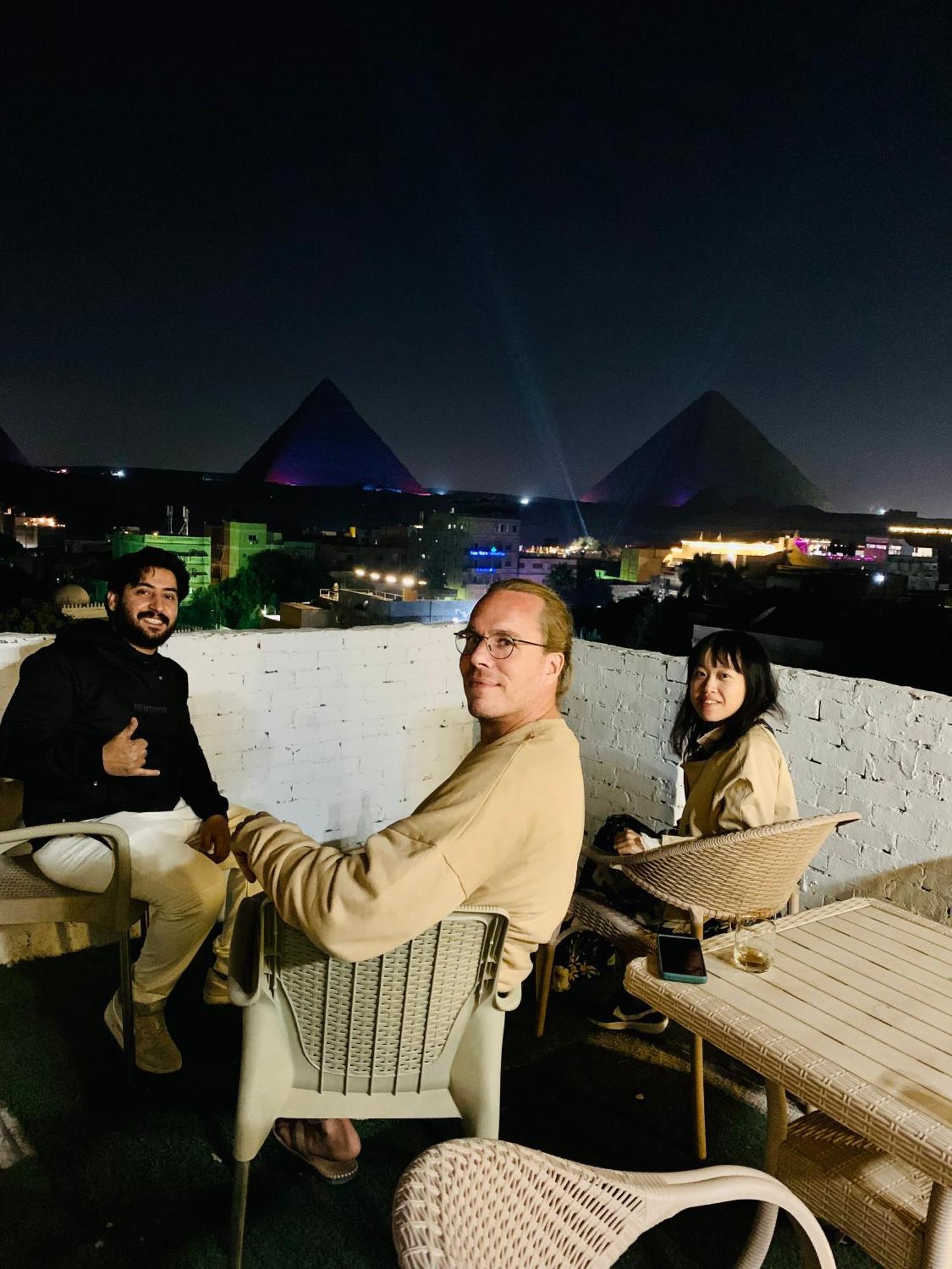 Homestay Loay Pyramids View Cairo