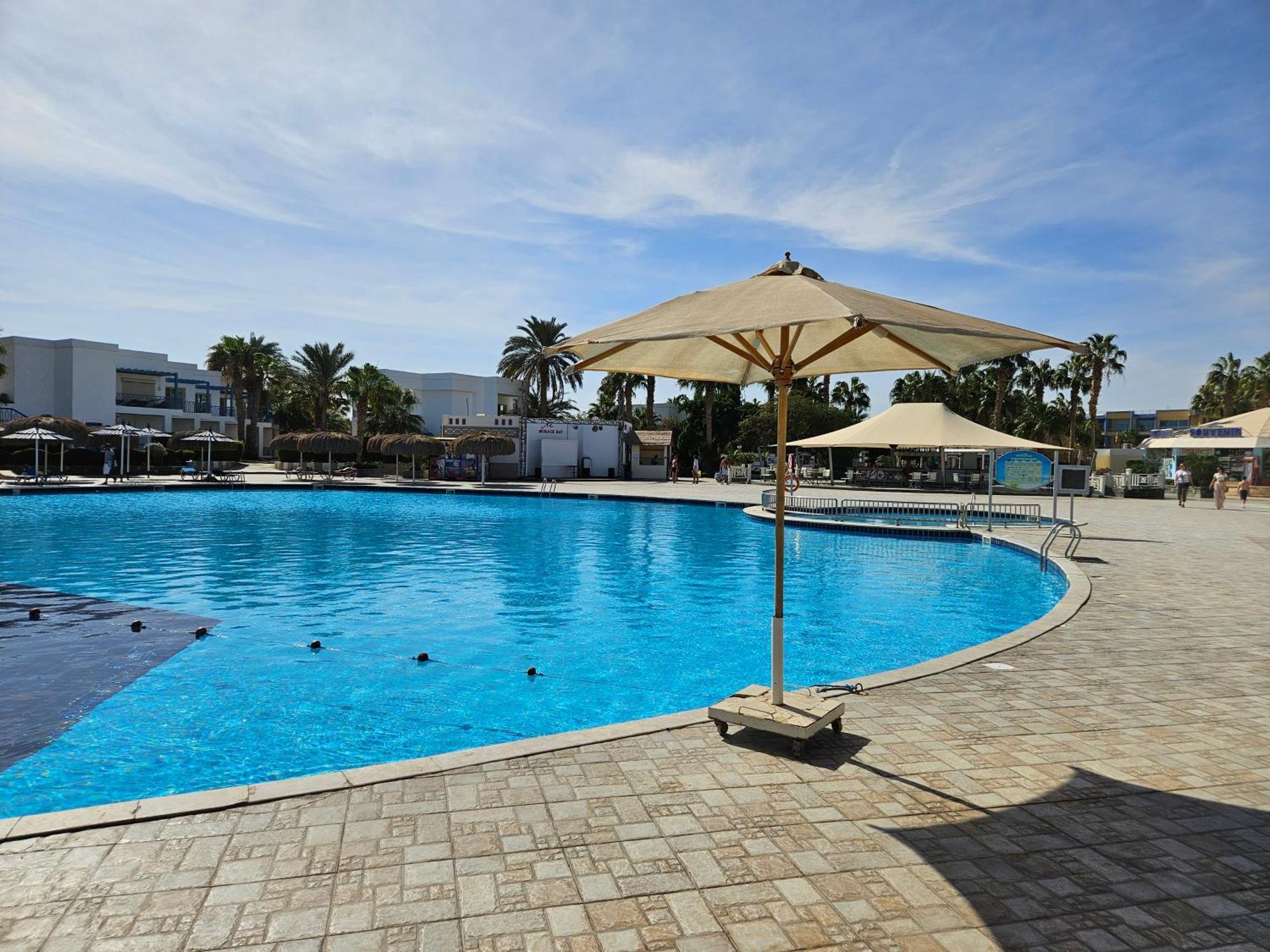 Noura Luxury With Free Pool And Access In * Hurghada