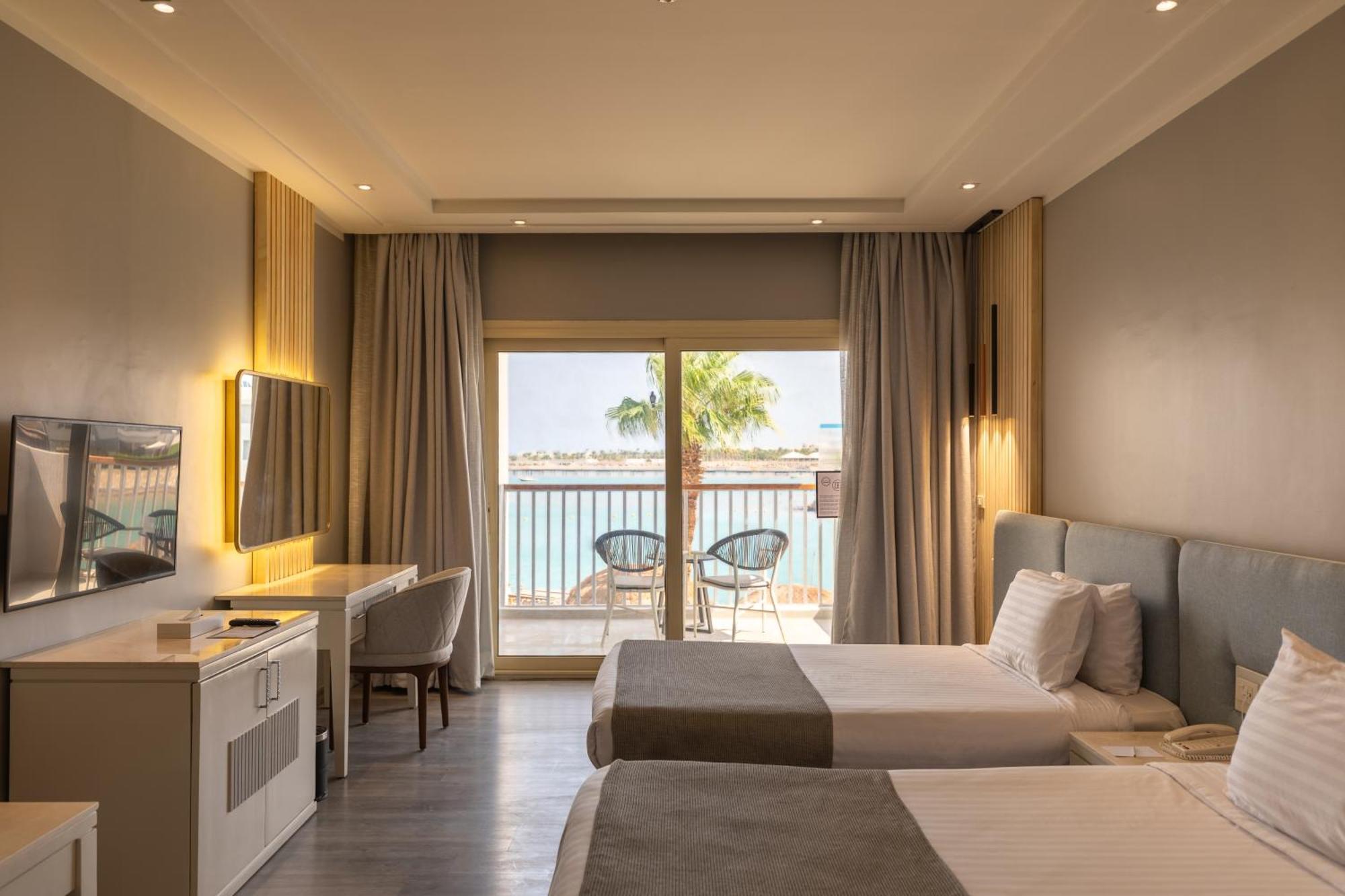 Resort Sunrise Crystal Bay -grand Select (adults Only)