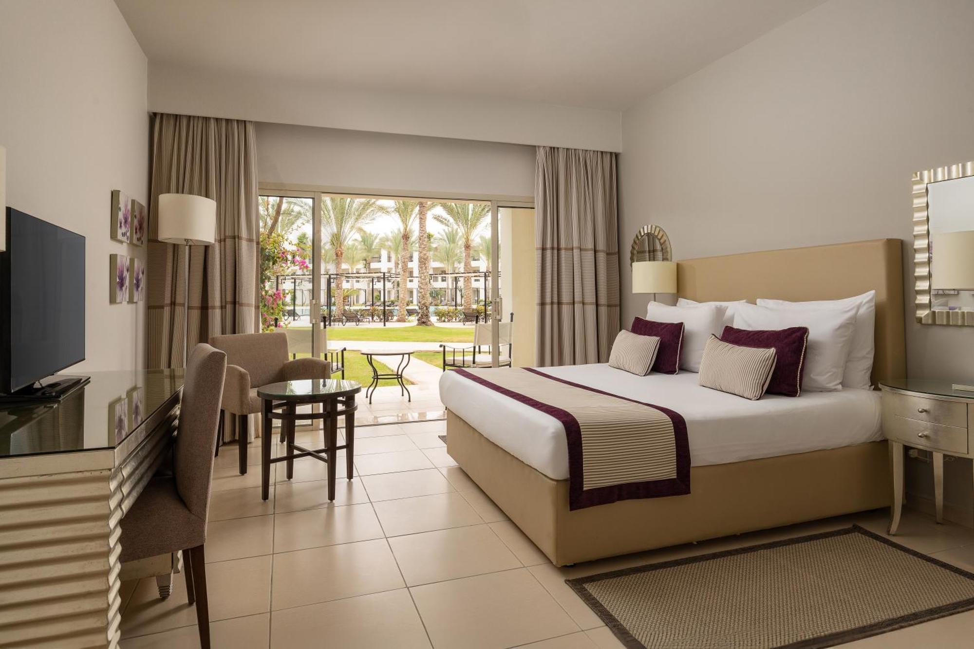 Jaz Crystal, Almaza Bay 5*