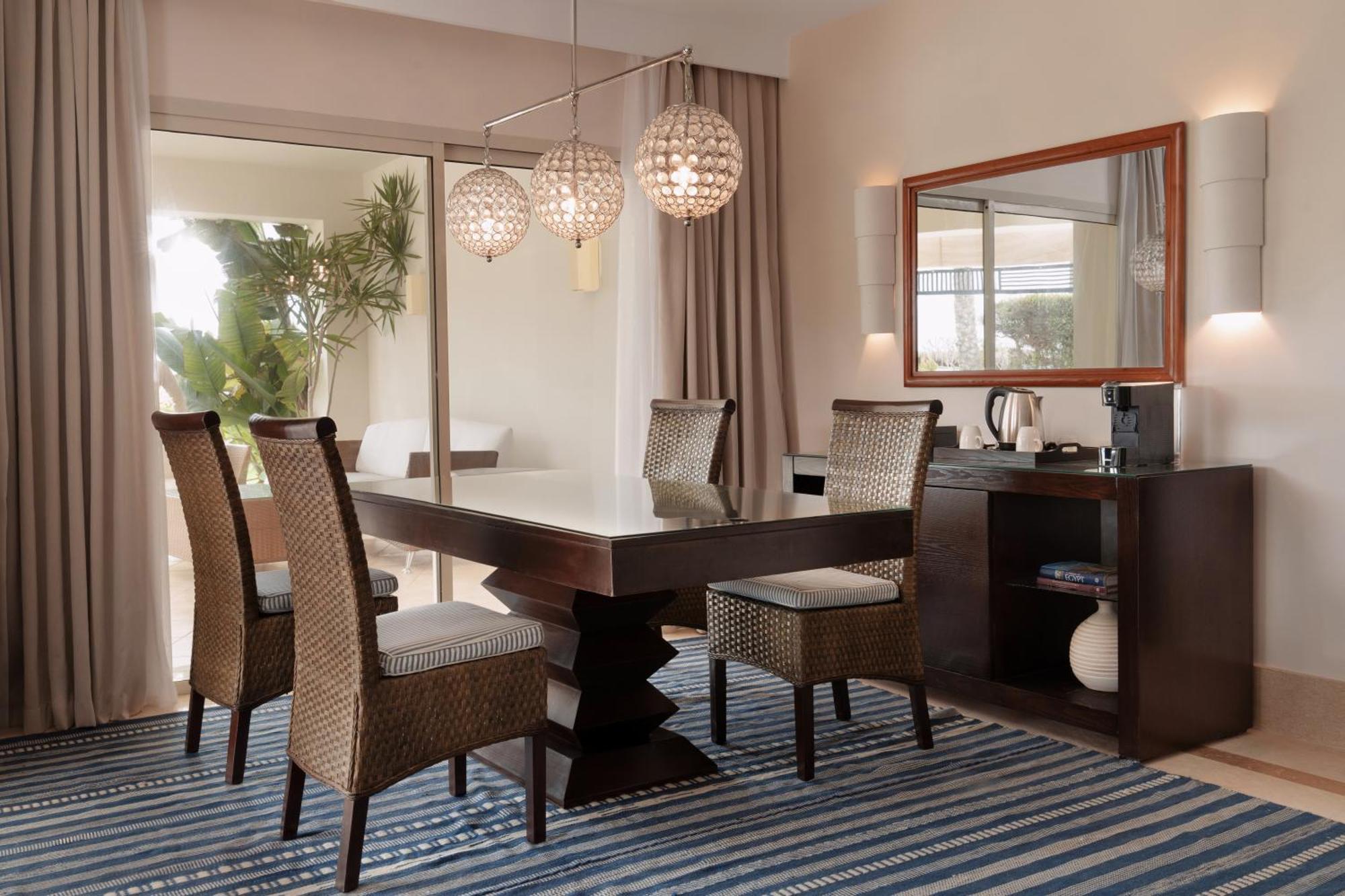 Resort Jaz Crystal, Almaza Bay 5*