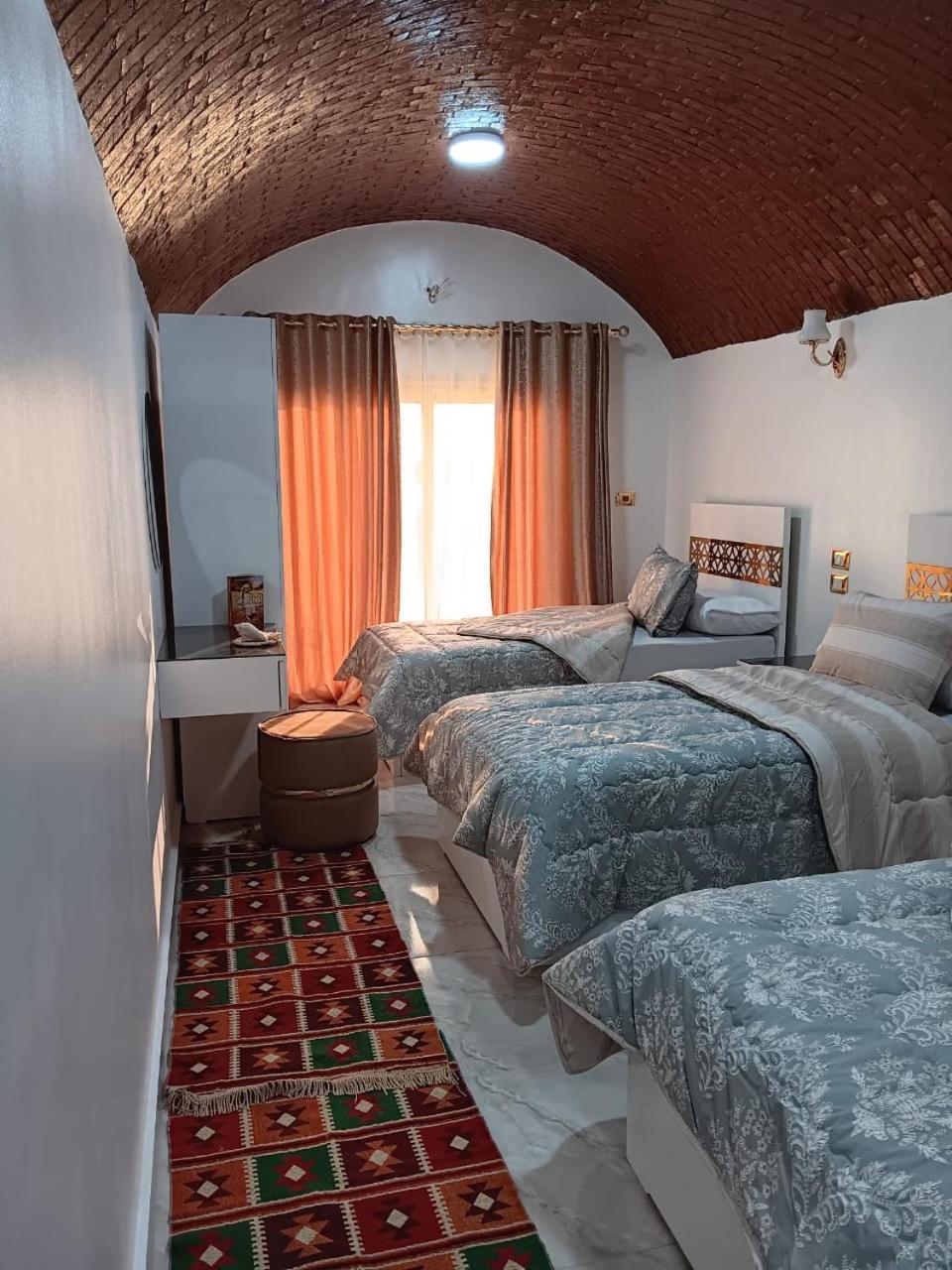 Wanas Kato * Aswan