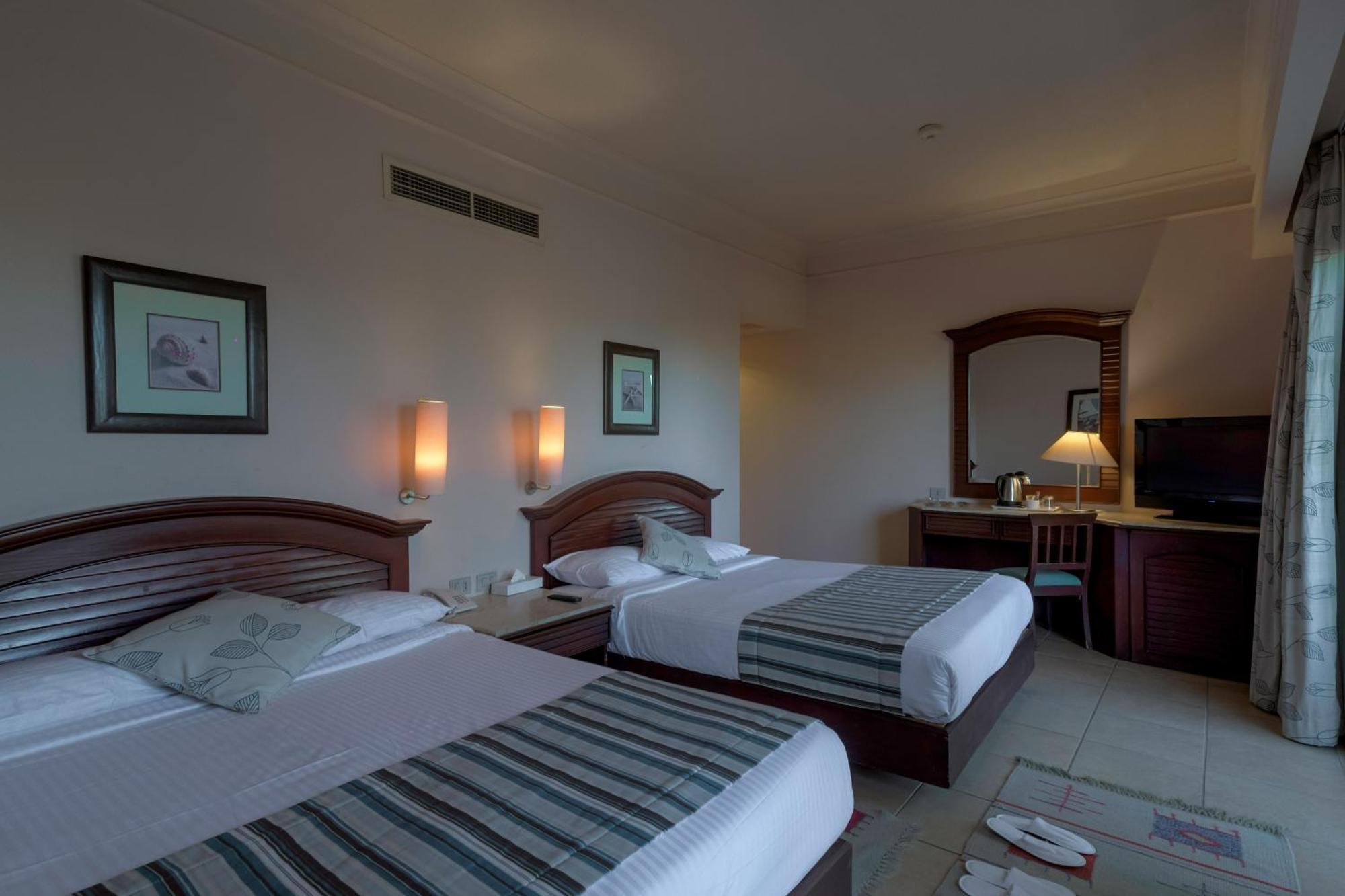 Coral Beach 4* Hurghada