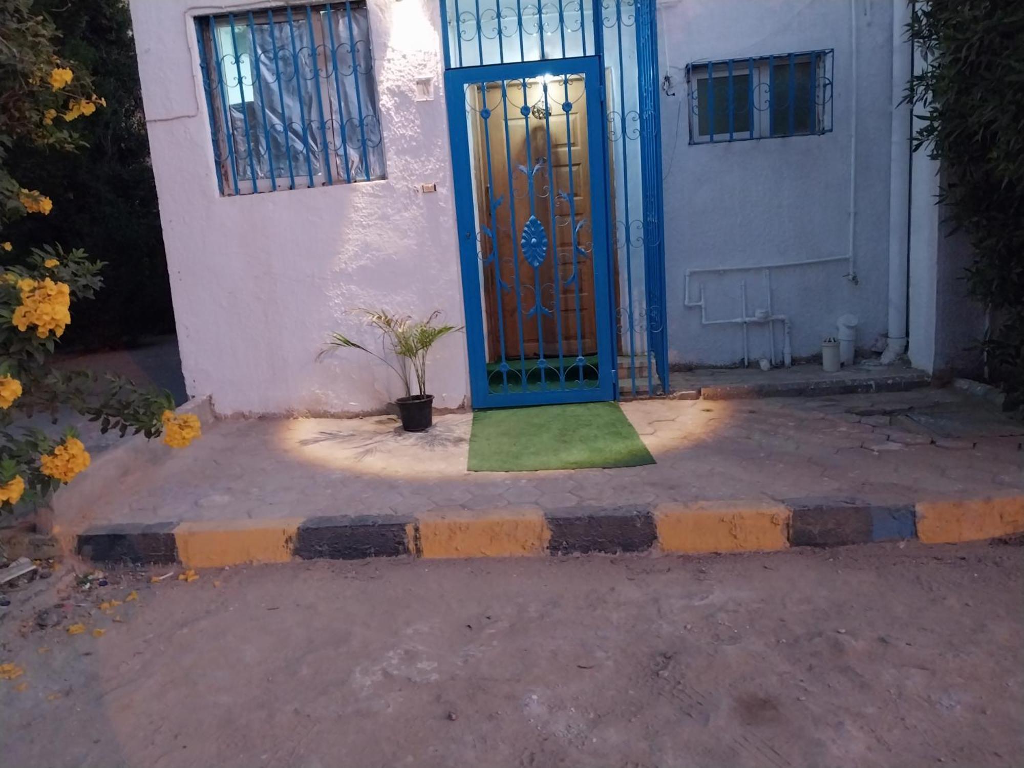 In A Compound With A Rooftop In Sheikh Zayed Villa