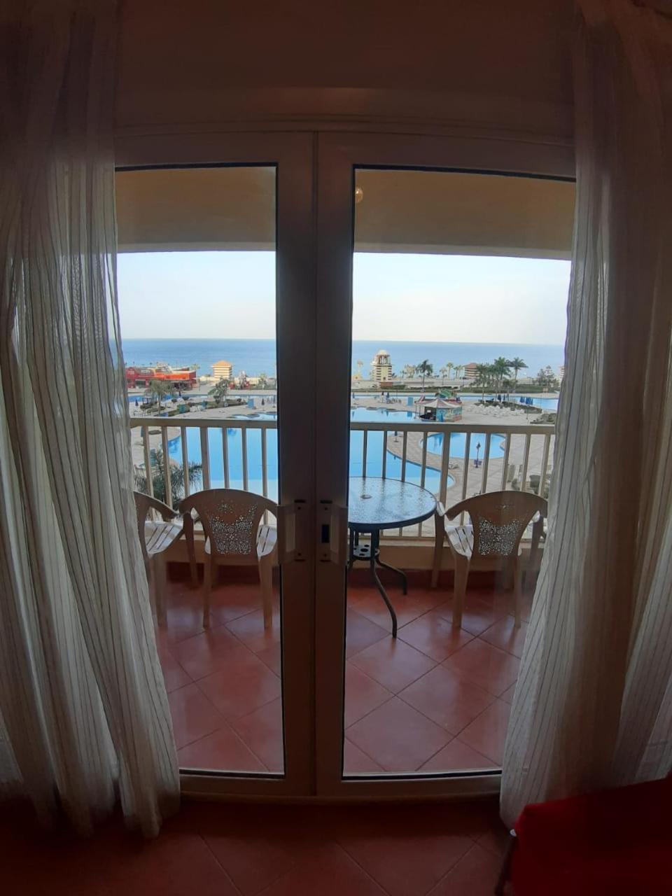 Porto Elsokhna Pyramids Family Hotel de apartamente