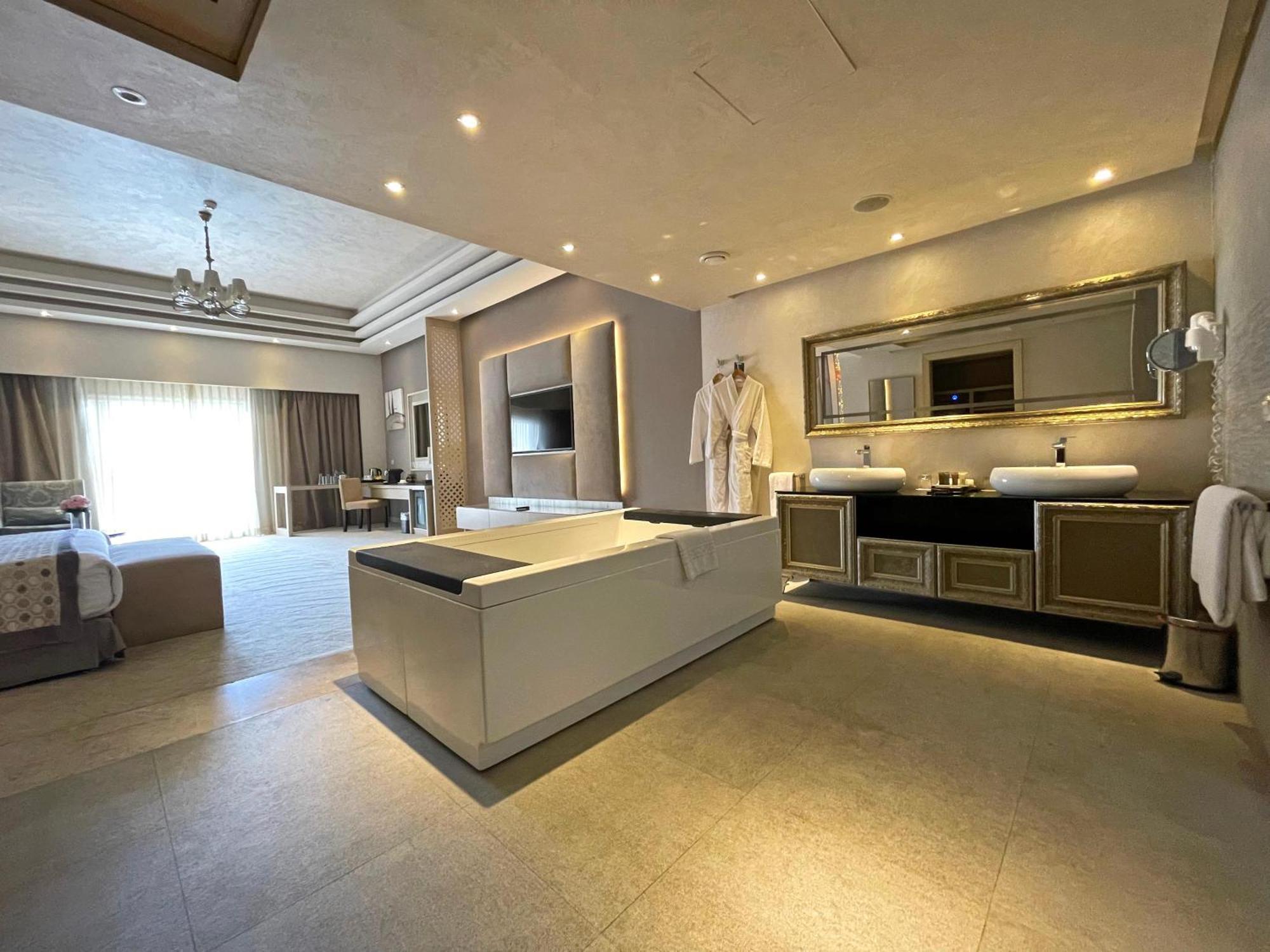 Resort Kaisol Romance Sahl Hasheesh - Adults Only