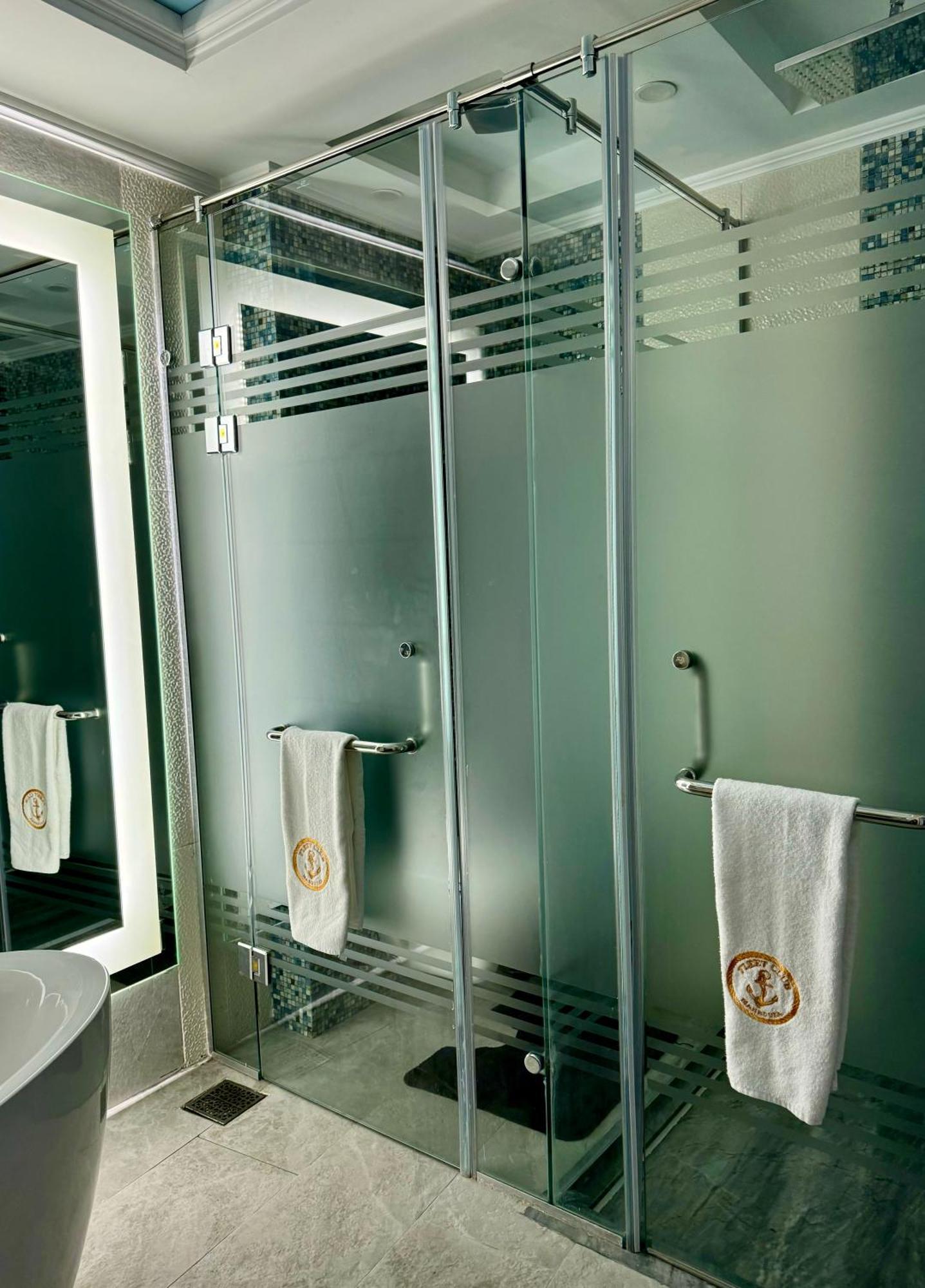 Fleet Club Mahrousa Hotel