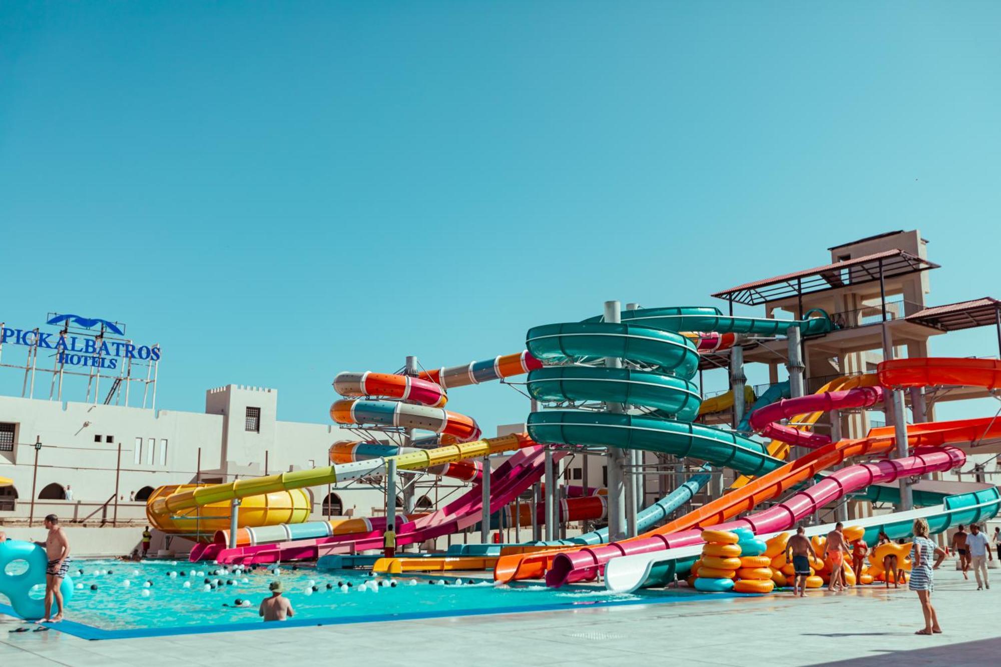 Resort Pickalbatros Oasis 5*