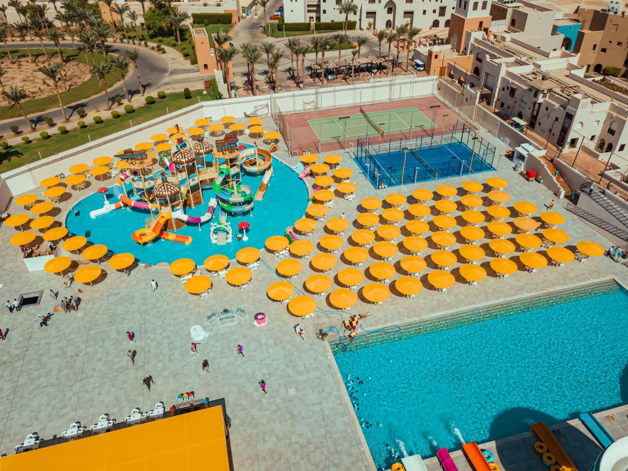 Complex Pickalbatros Sands 5*