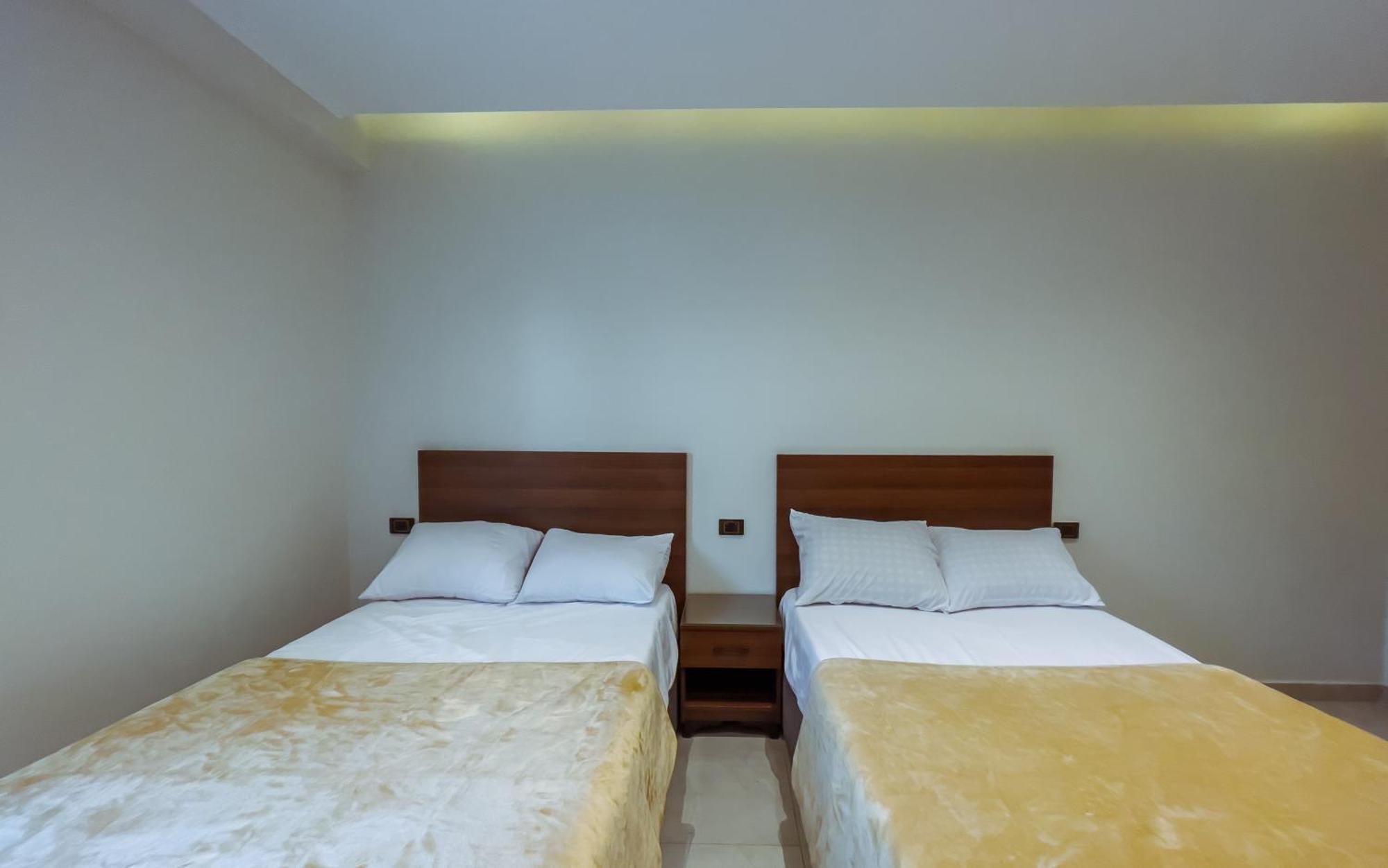 King Khufu Pyramids View Hotel Kafrat al Jabal