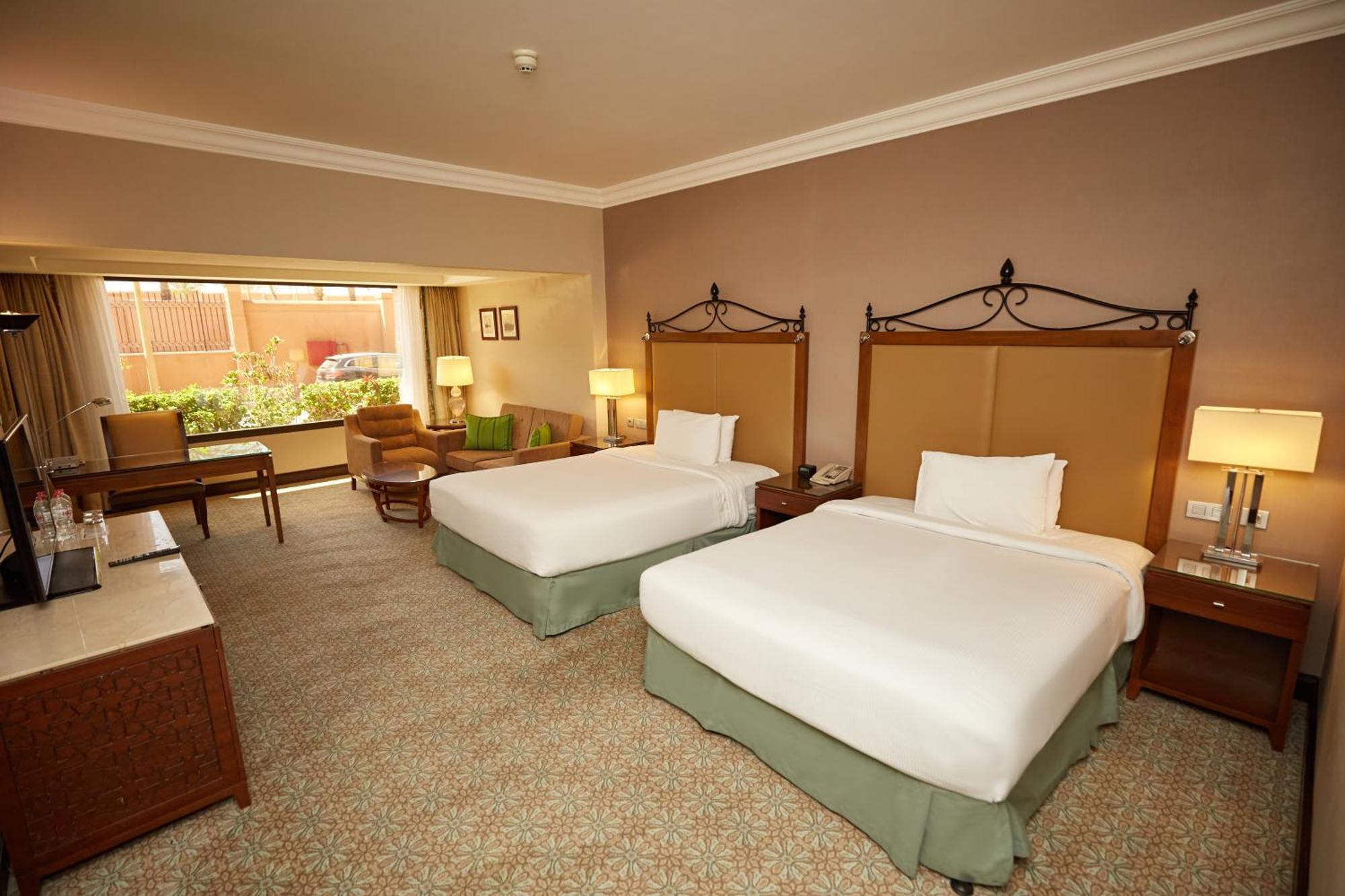 Hilton Alexandria King's Ranch King Mariout